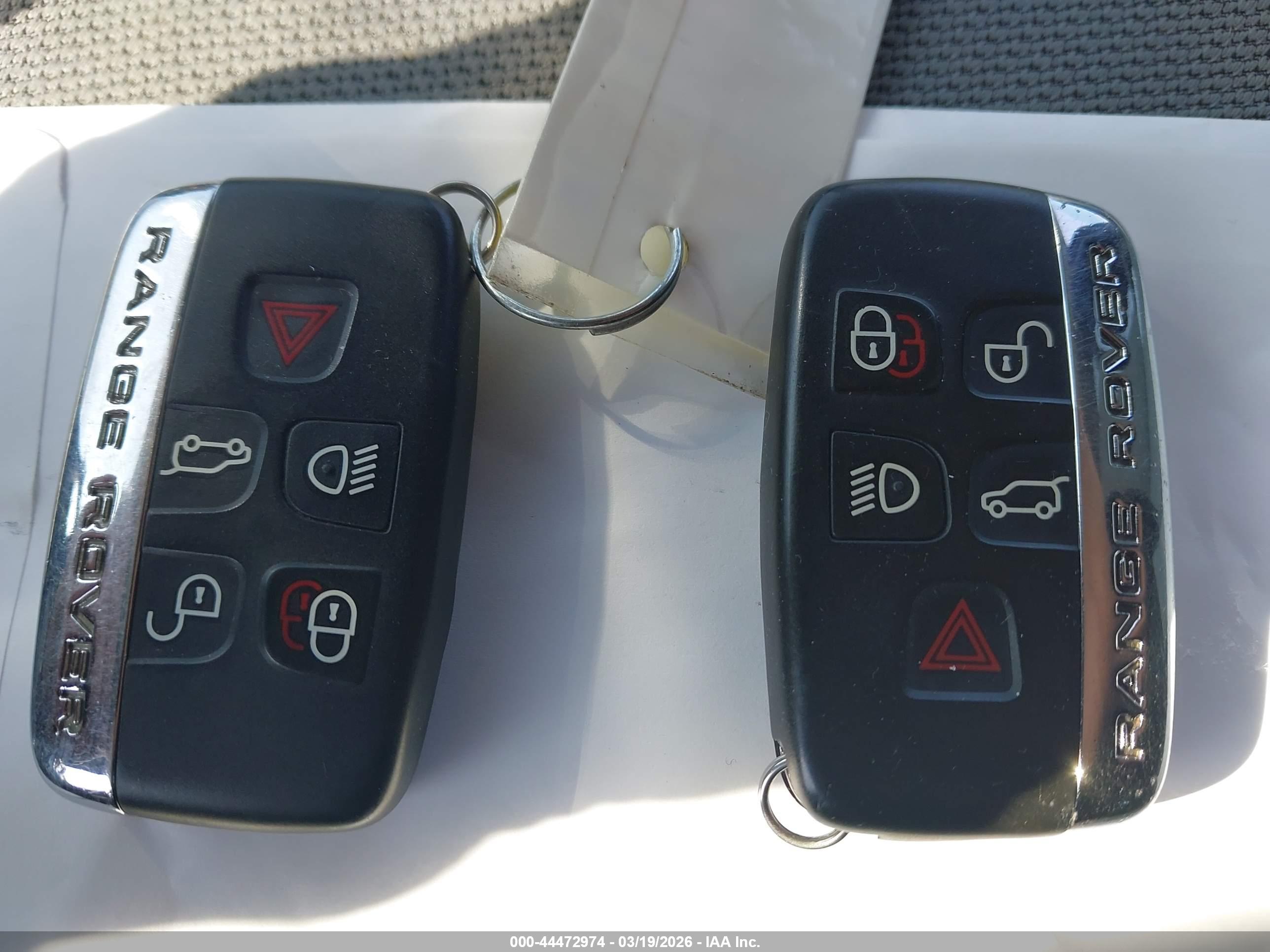 LAND ROVER image 11