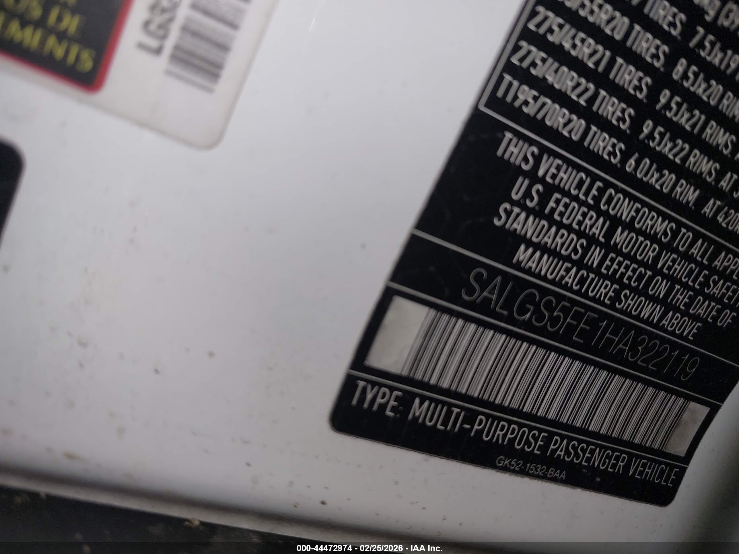 LAND ROVER image 9