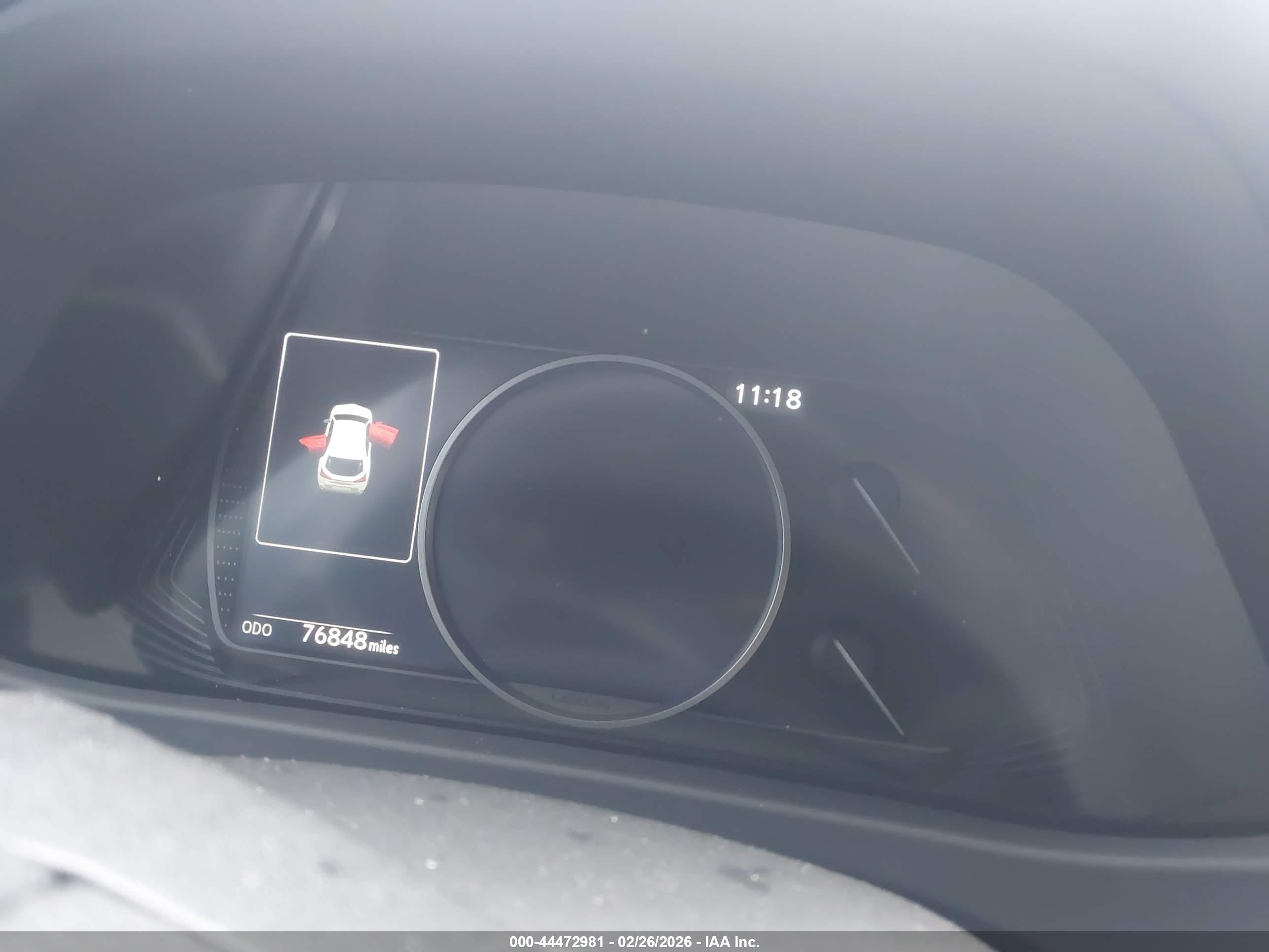 LEXUS UX image 7