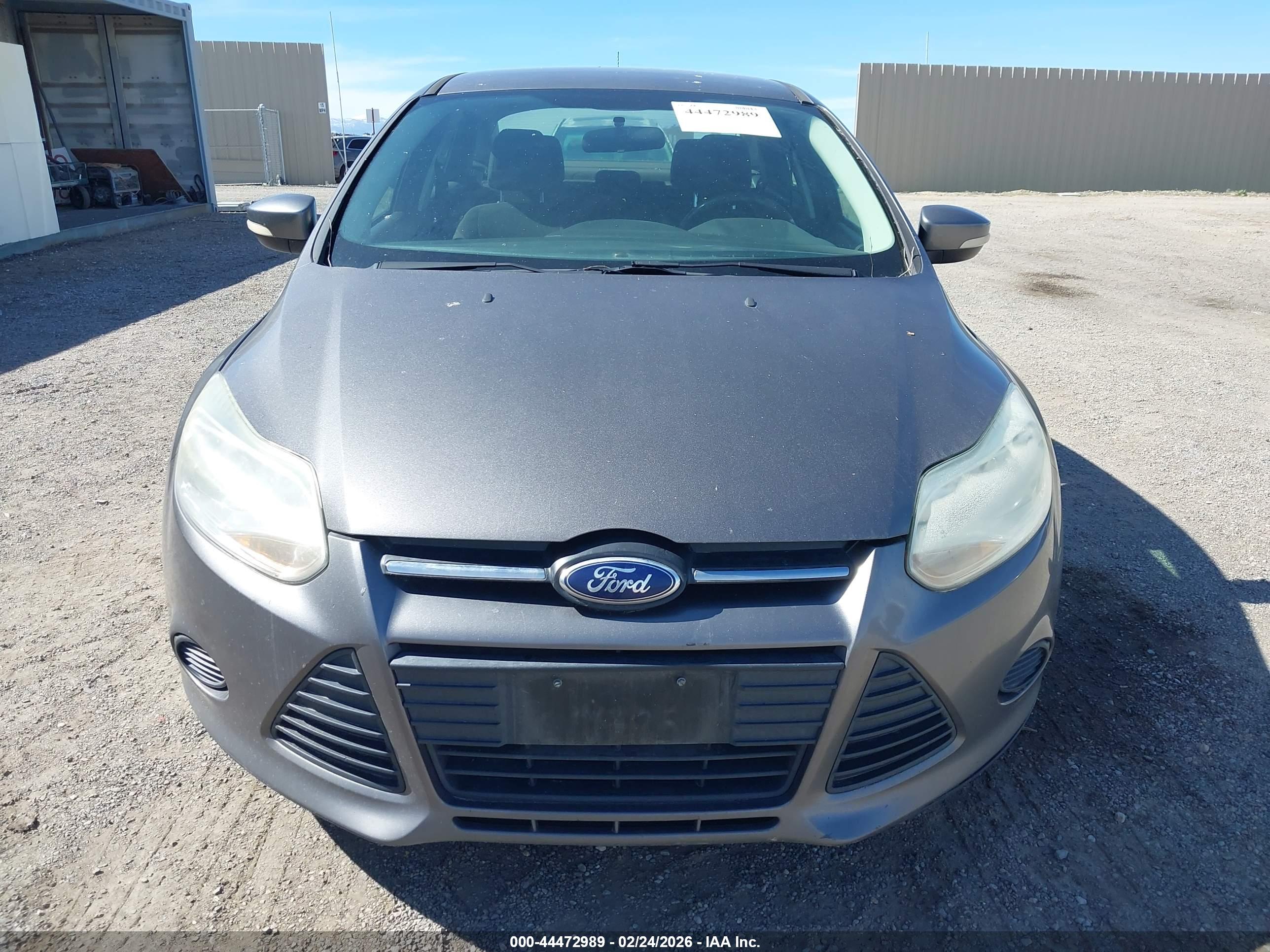 FORD FOCUS image 6