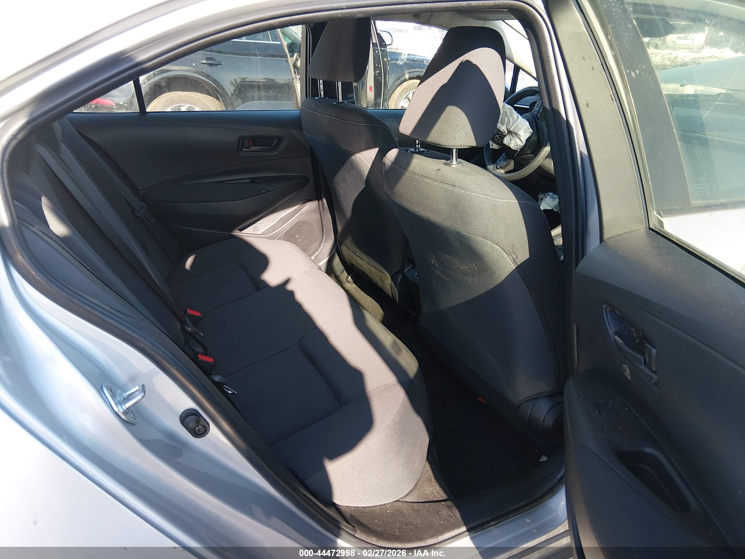 TOYOTA COROLLA image 8