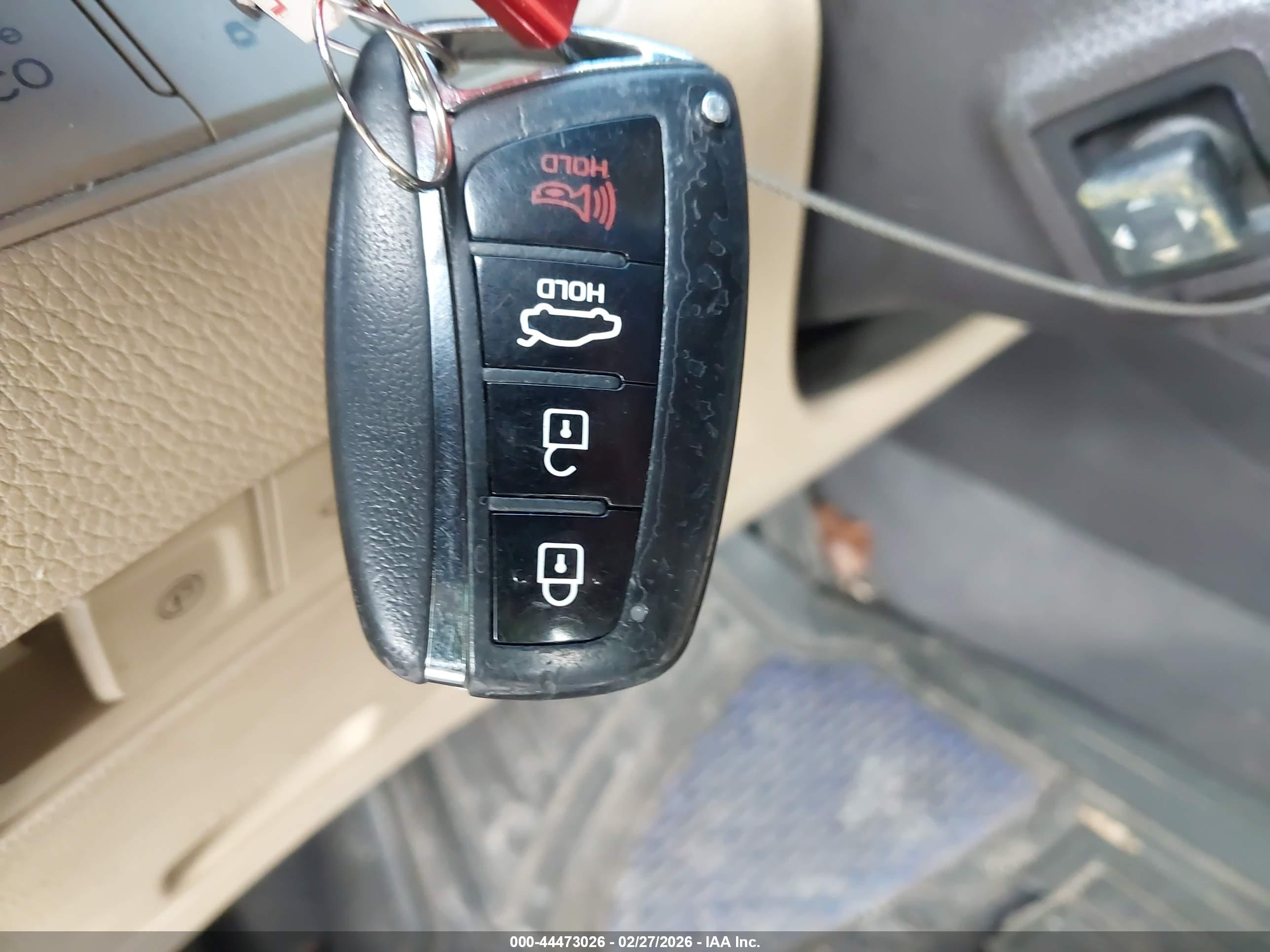 HYUNDAI AZERA image 11