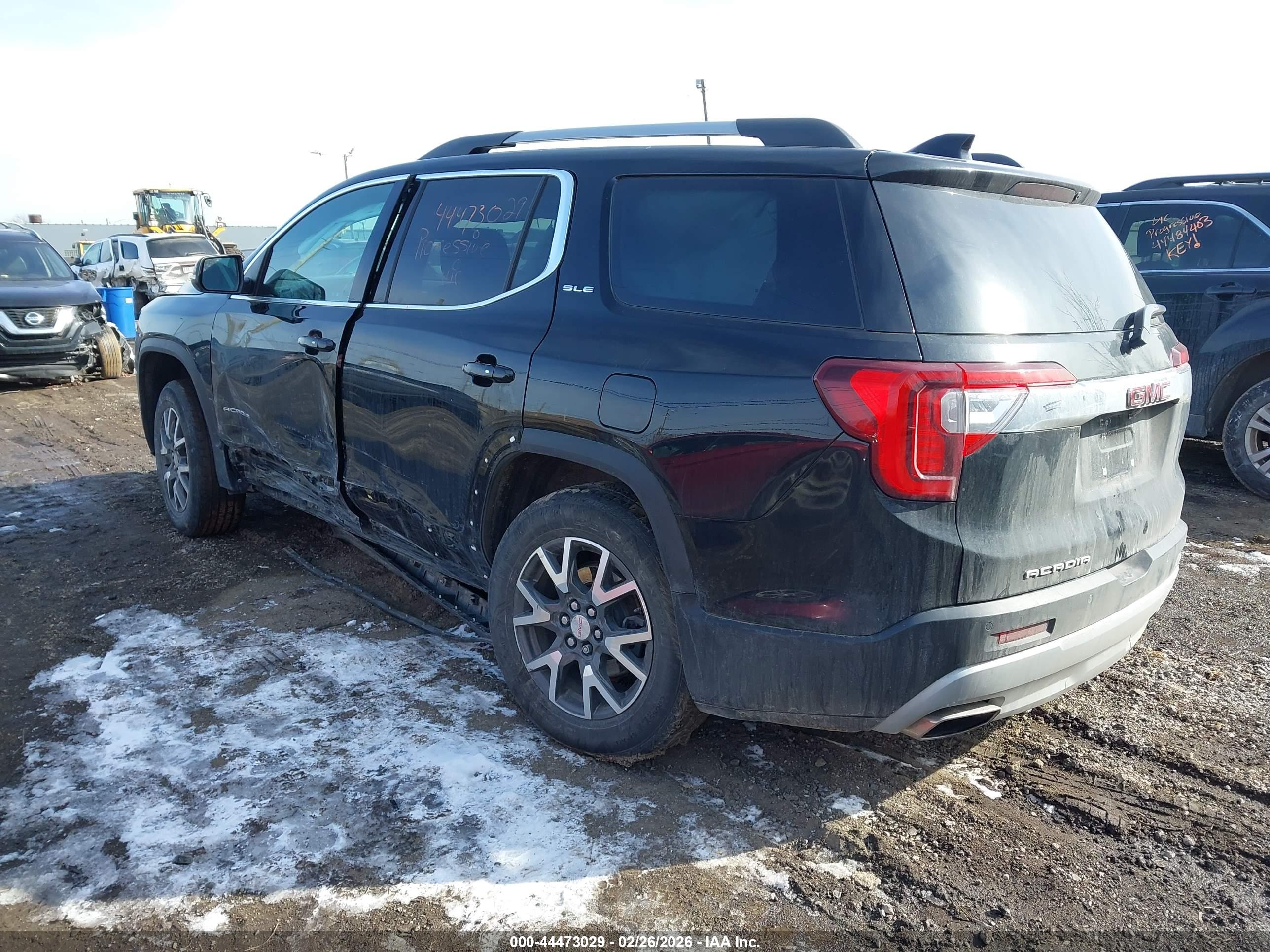 GMC ACADIA image 3