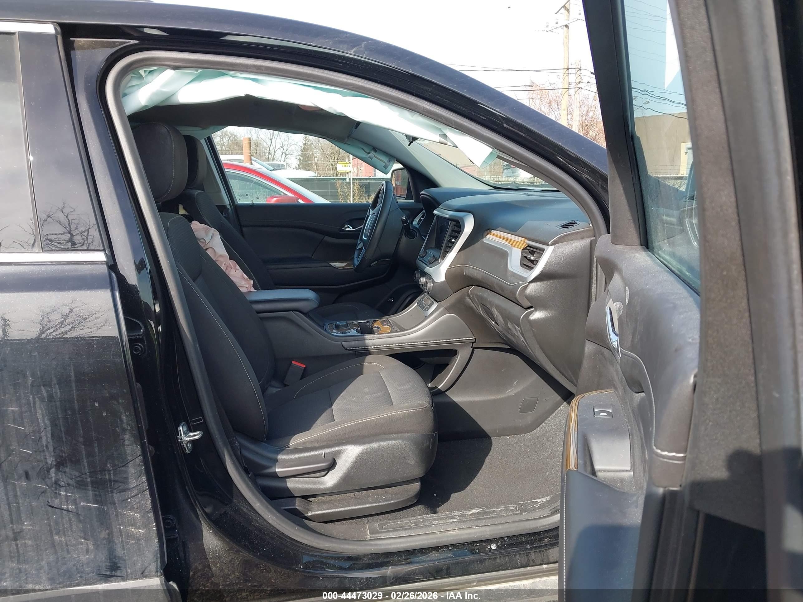 GMC ACADIA image 5