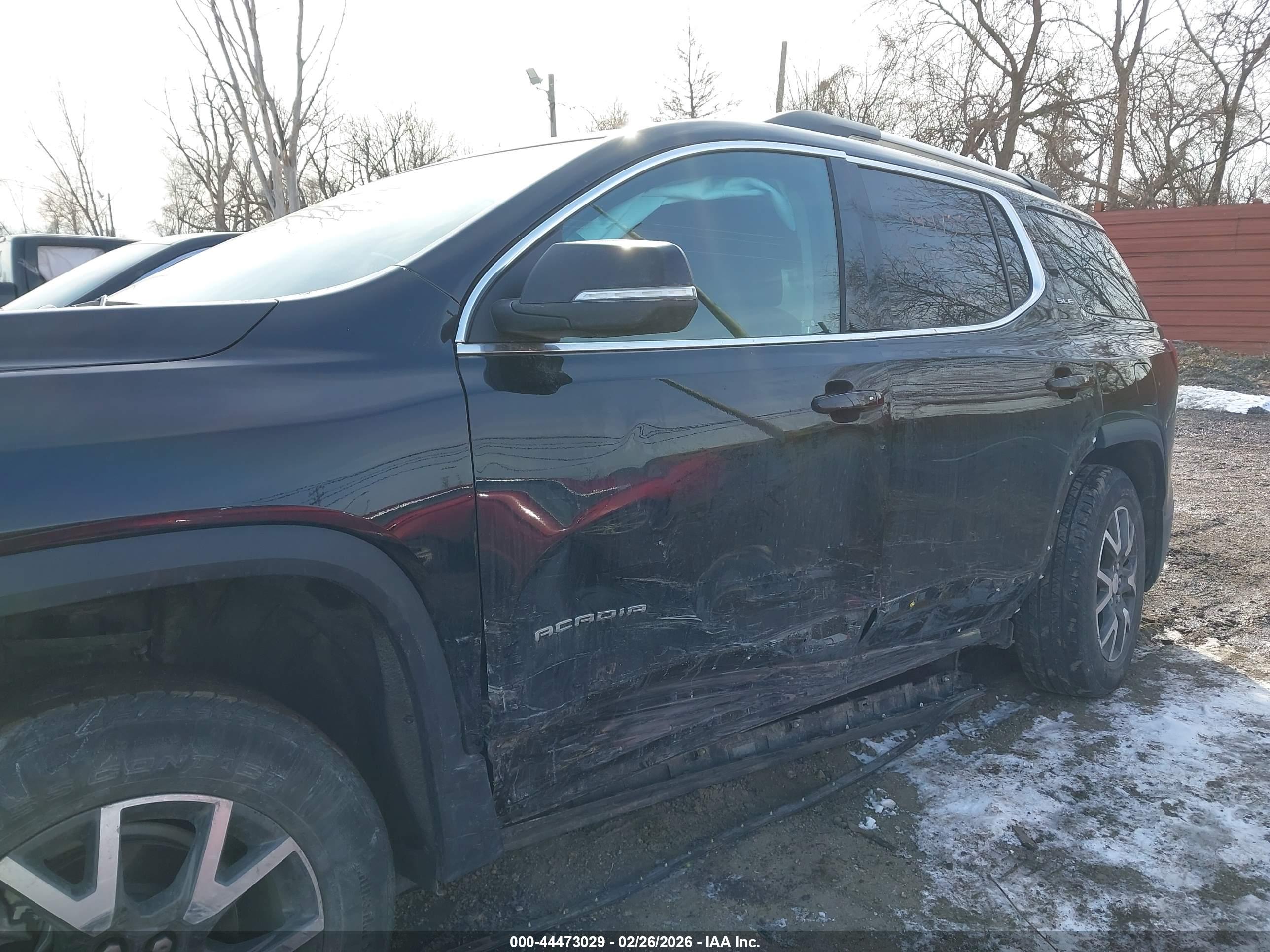 GMC ACADIA image 6