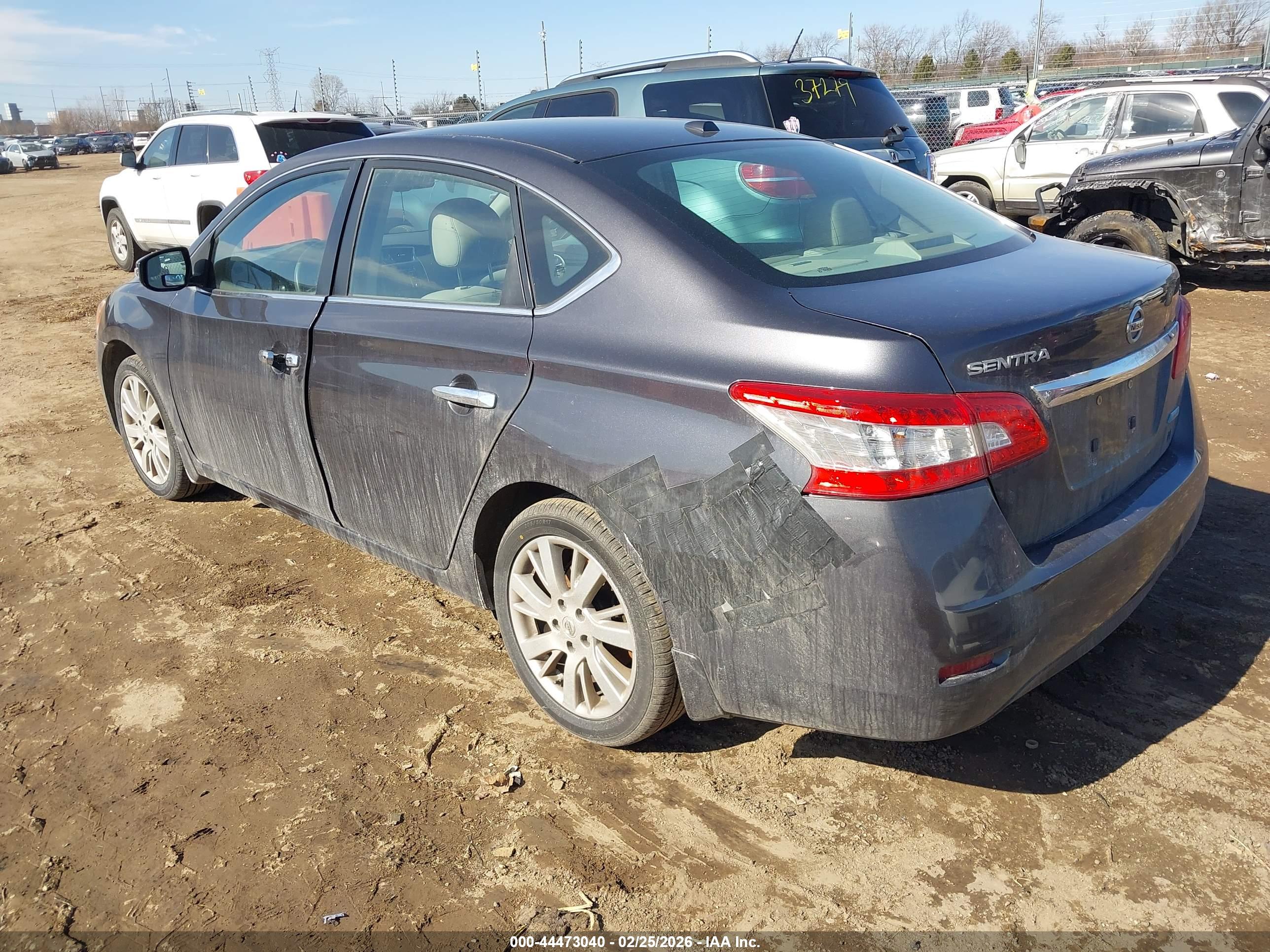 NISSAN SENTRA image 3