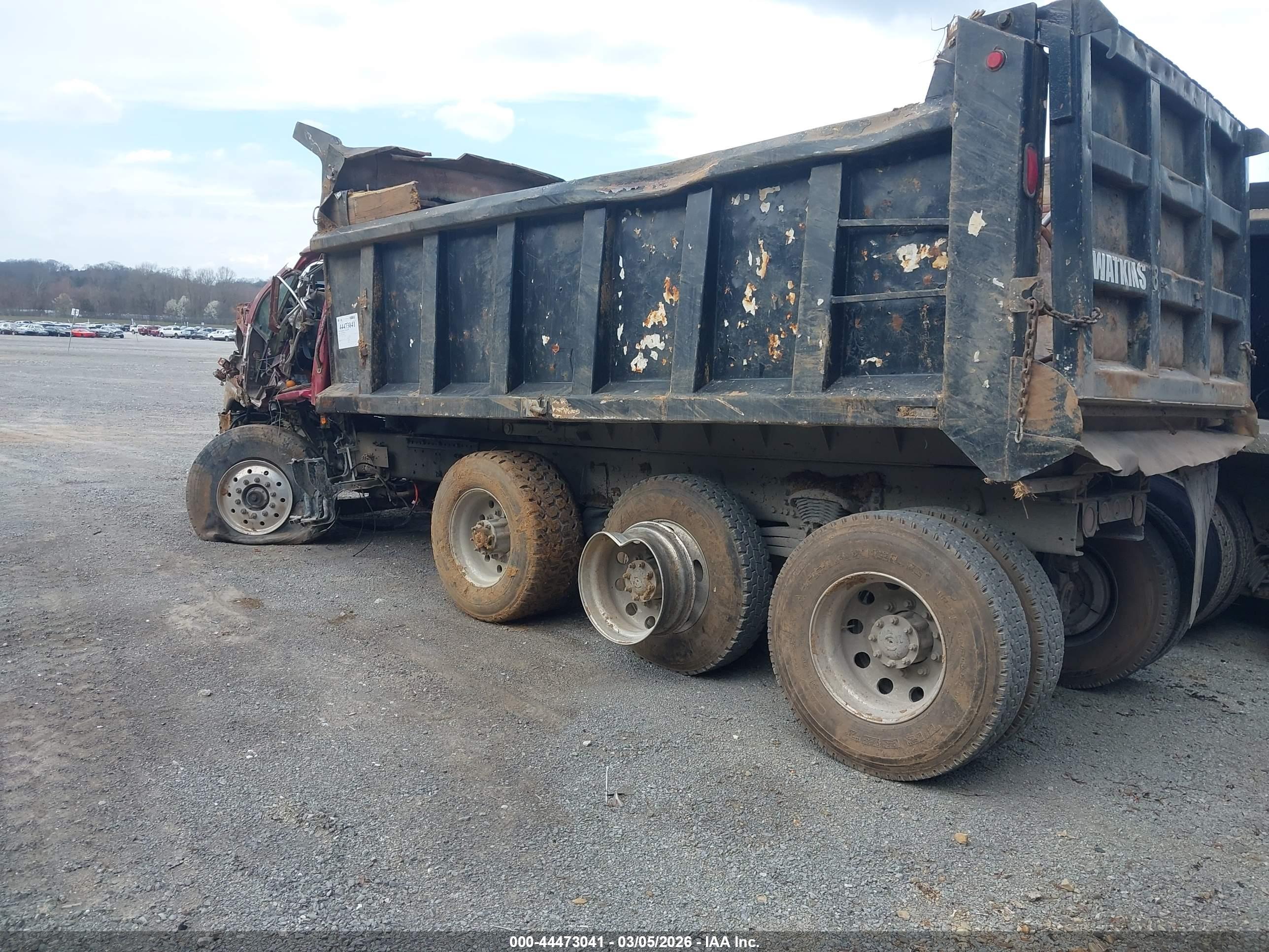 STERLING TRUCK image 3