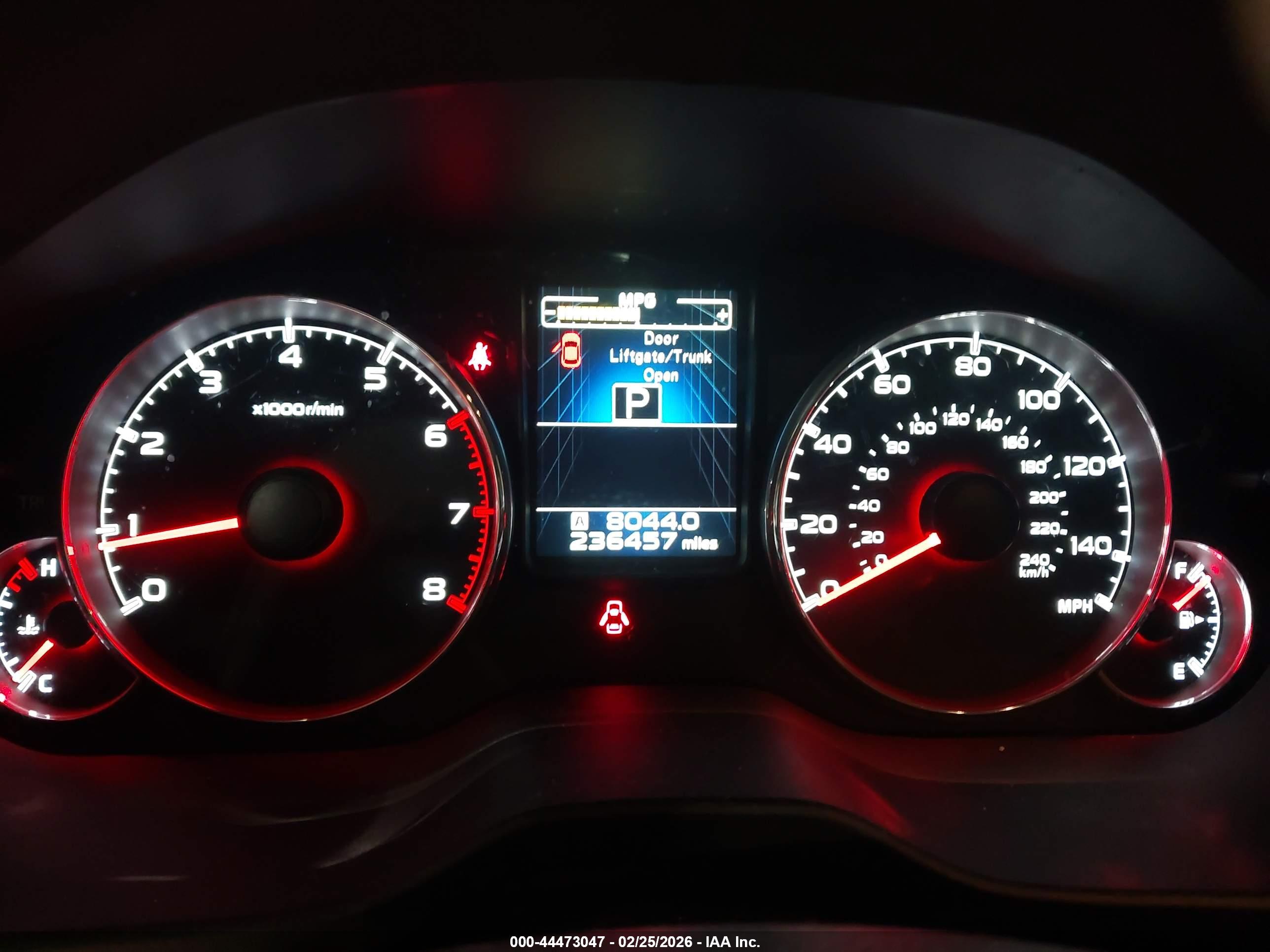 SUBARU OUTBACK image 7