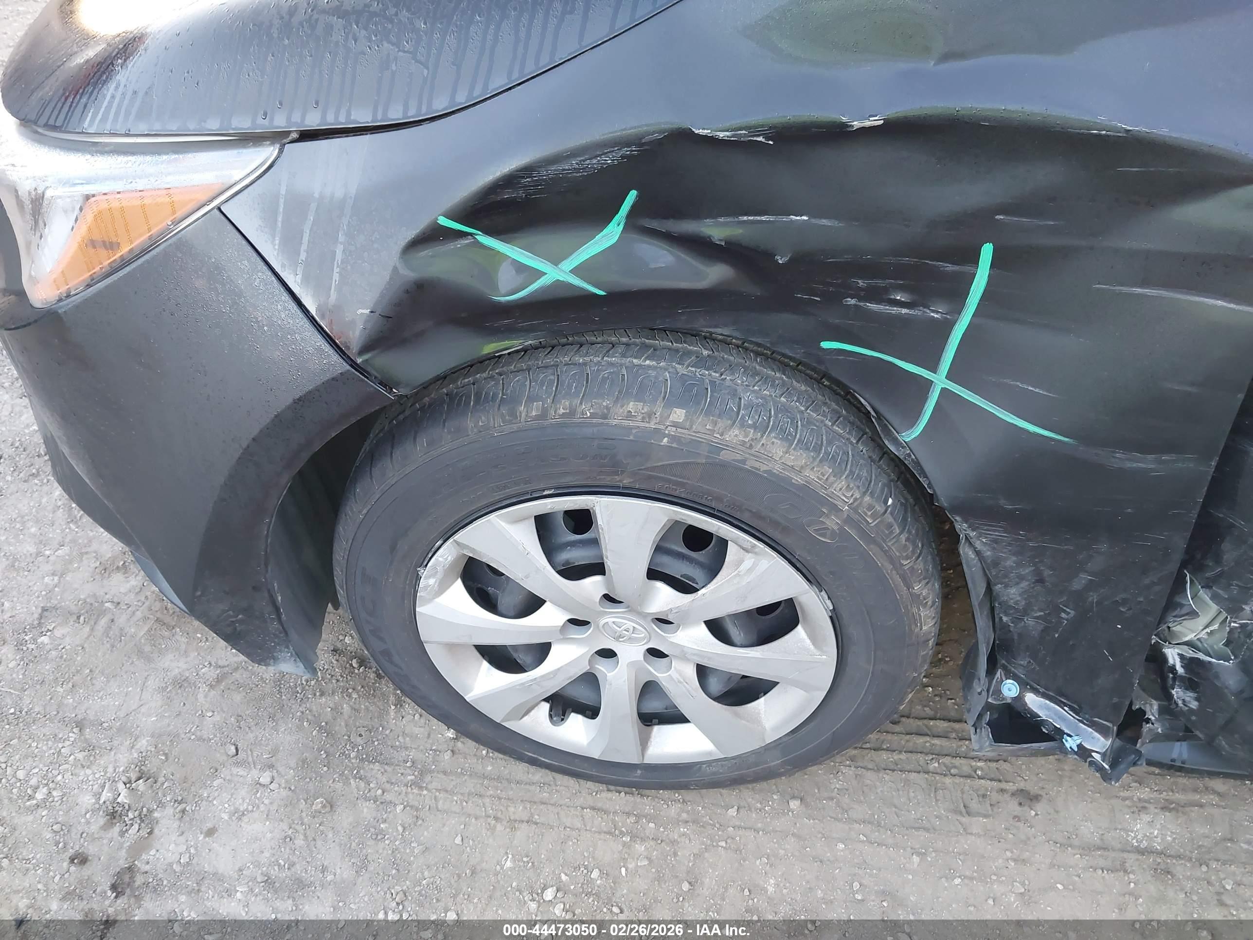 TOYOTA COROLLA image 6