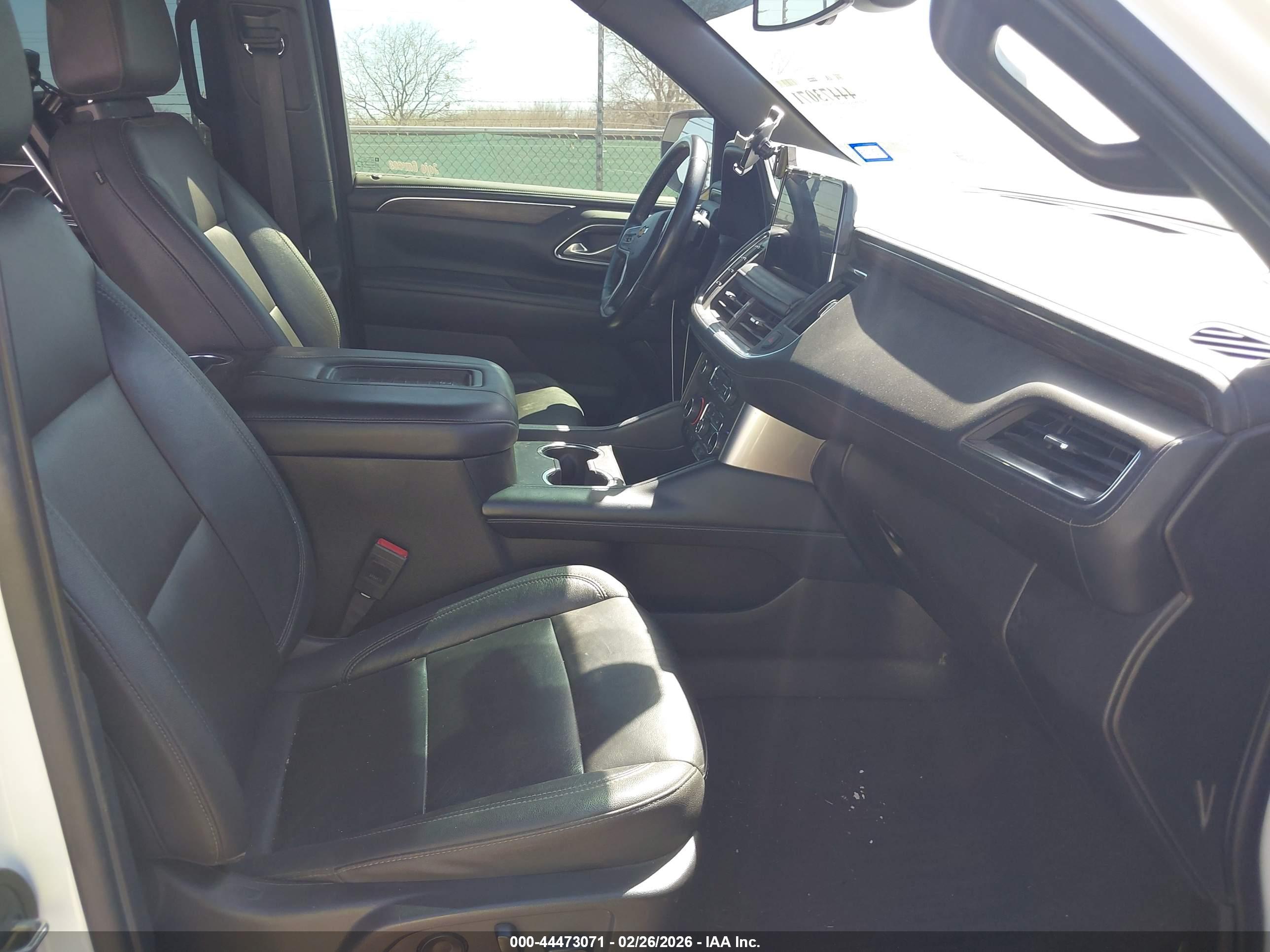 CHEVROLET TAHOE image 5