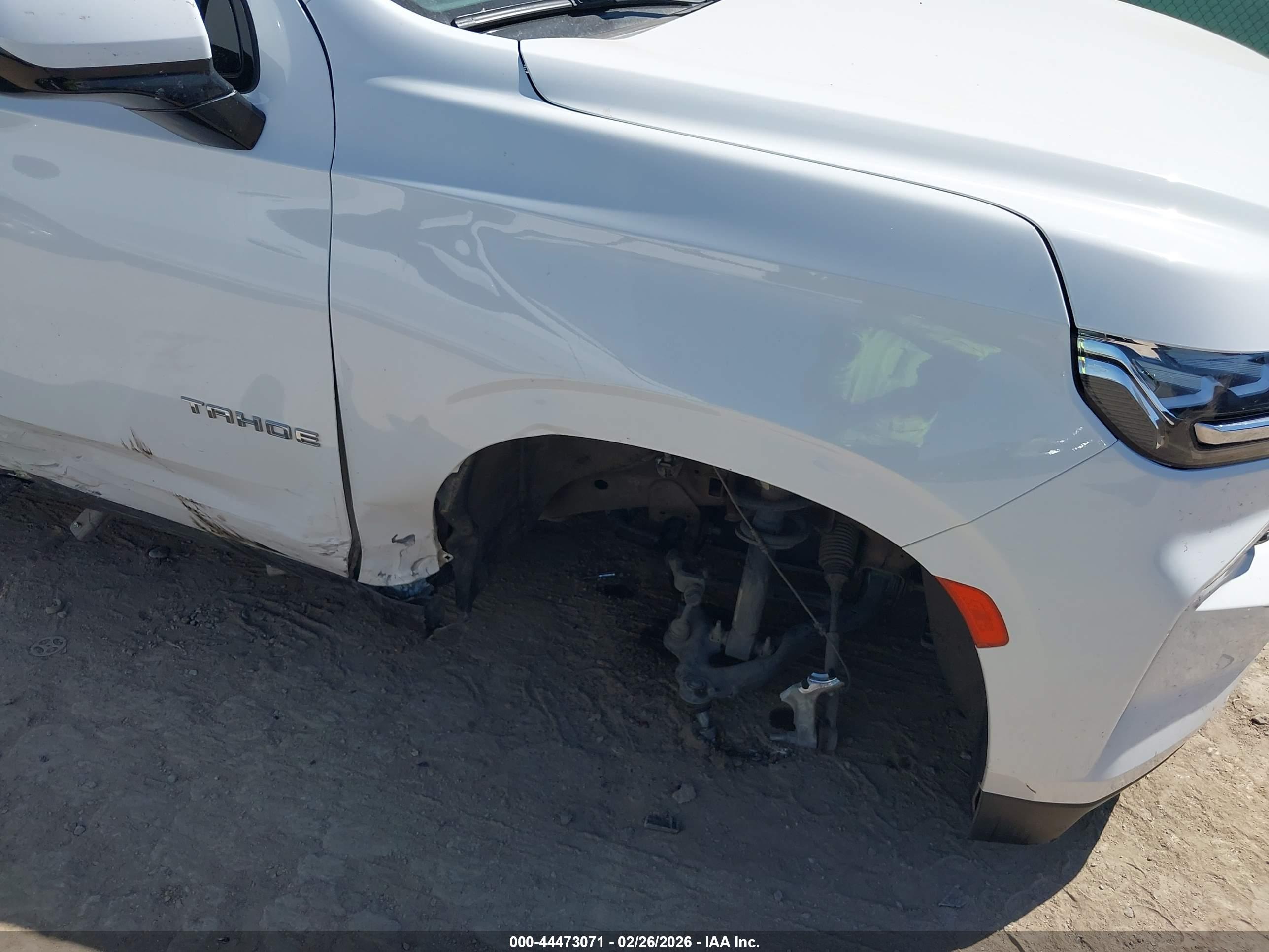 CHEVROLET TAHOE image 6