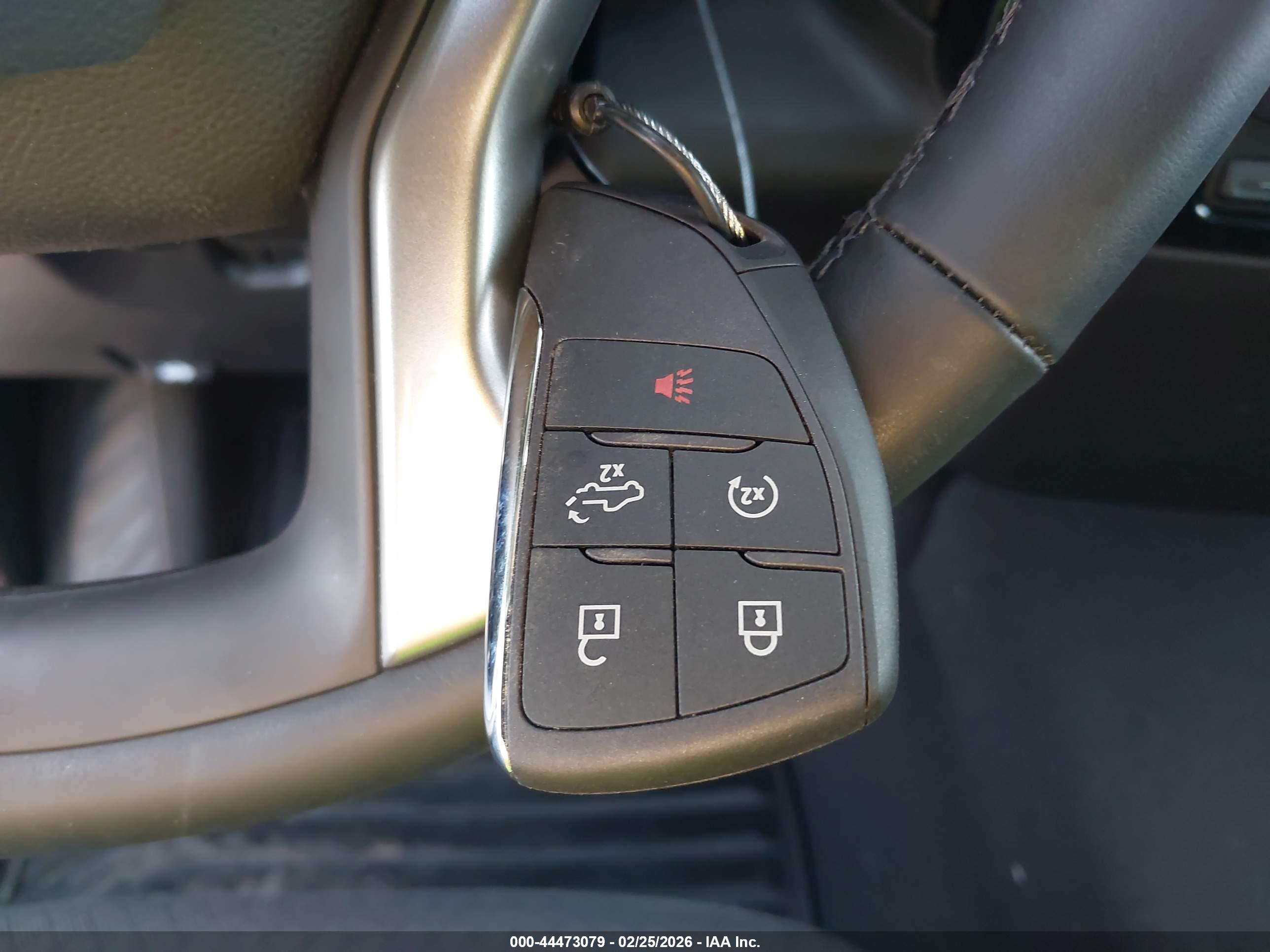 CHEVROLET SILVERADO image 11