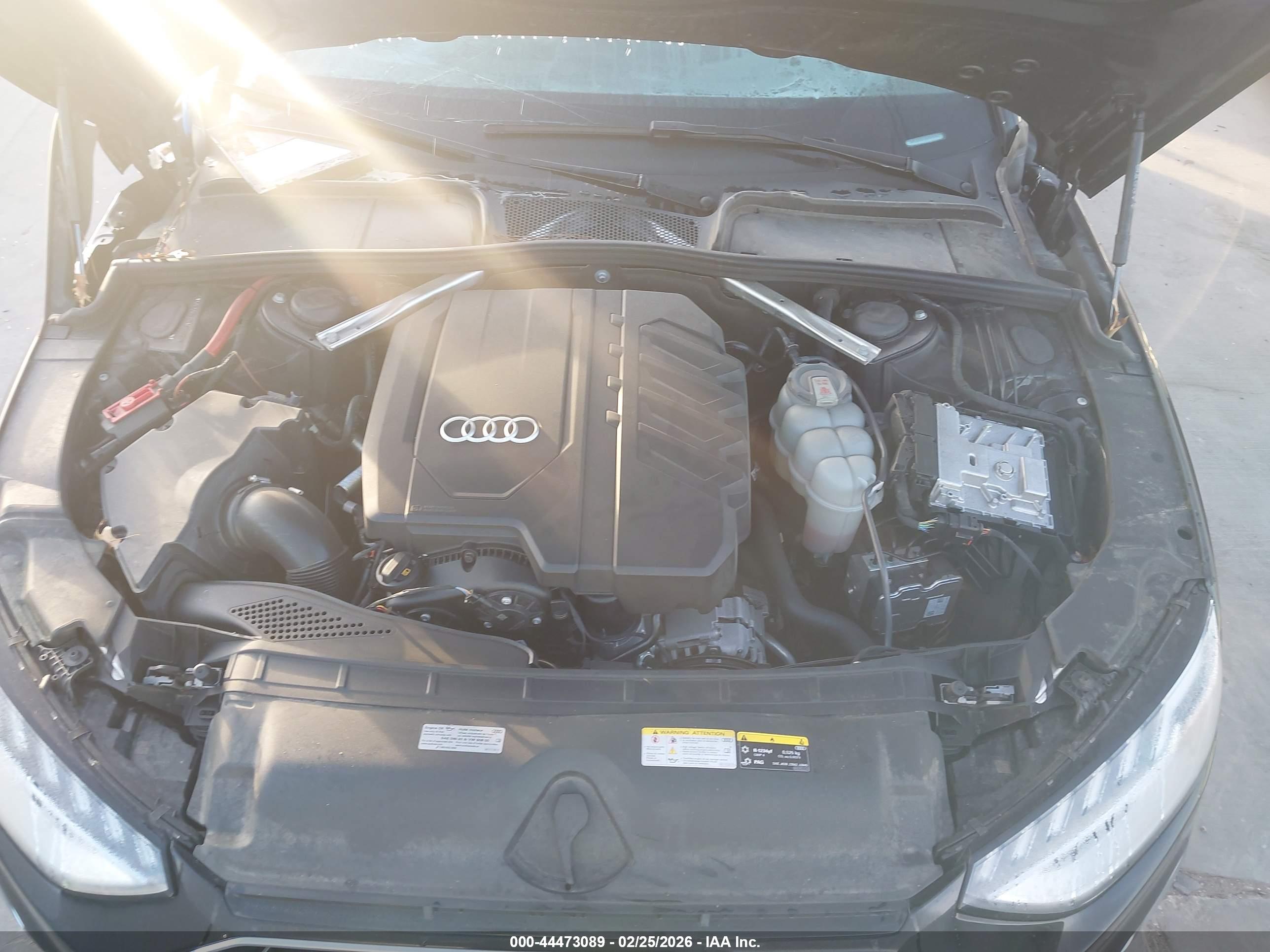 AUDI A4 image 10