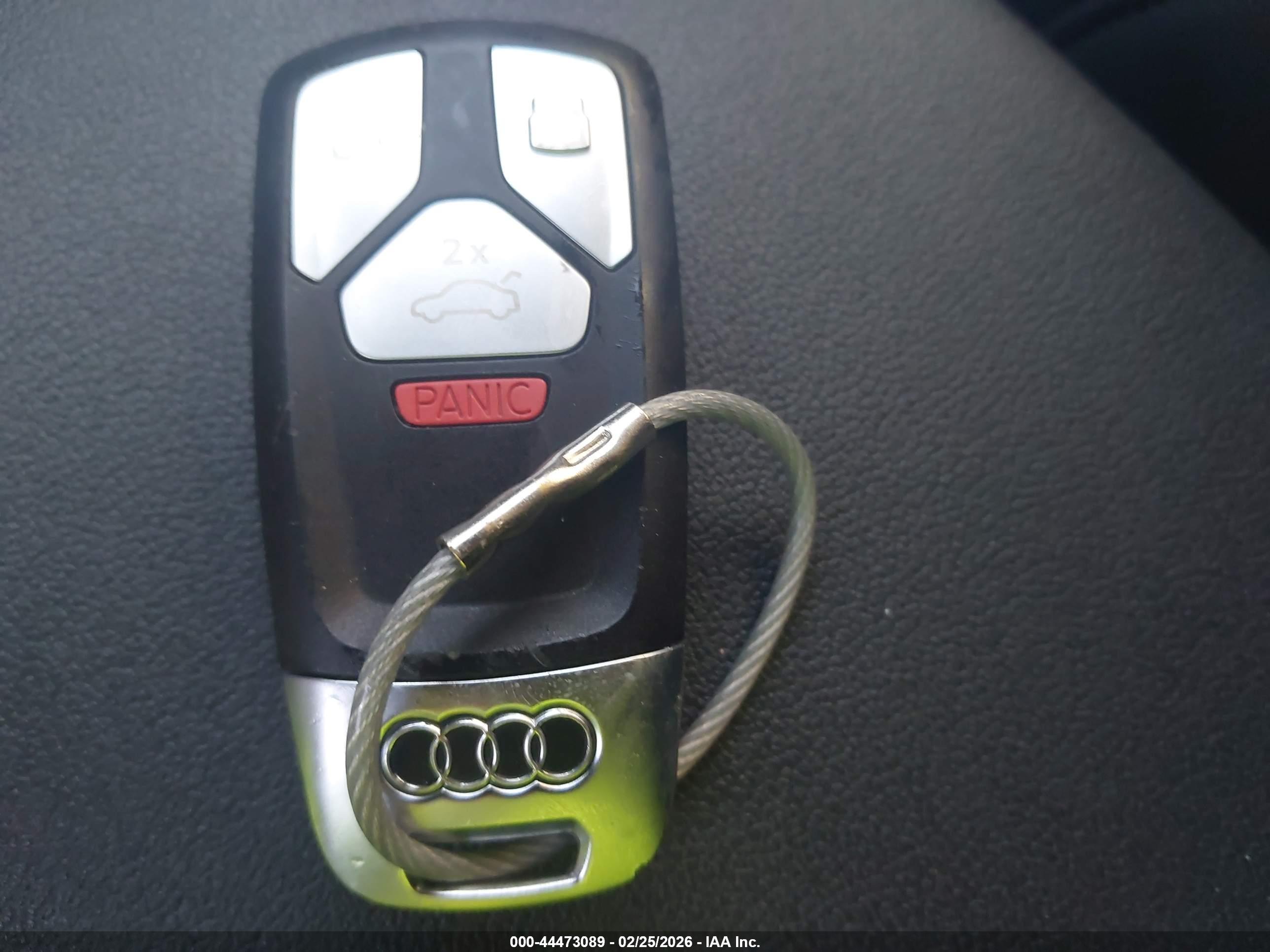 AUDI A4 image 11