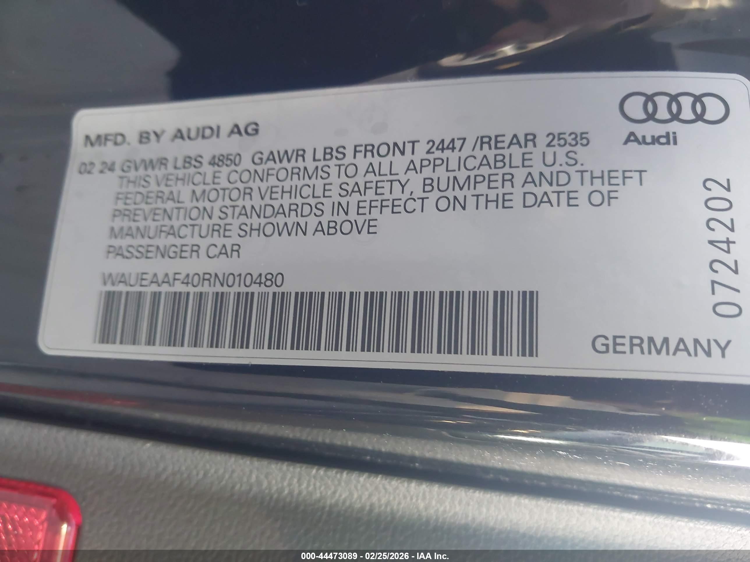AUDI A4 image 9