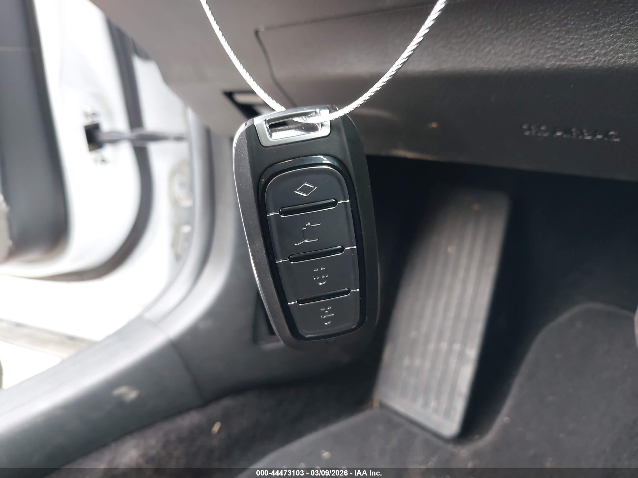 MAZDA CX-50 image 11