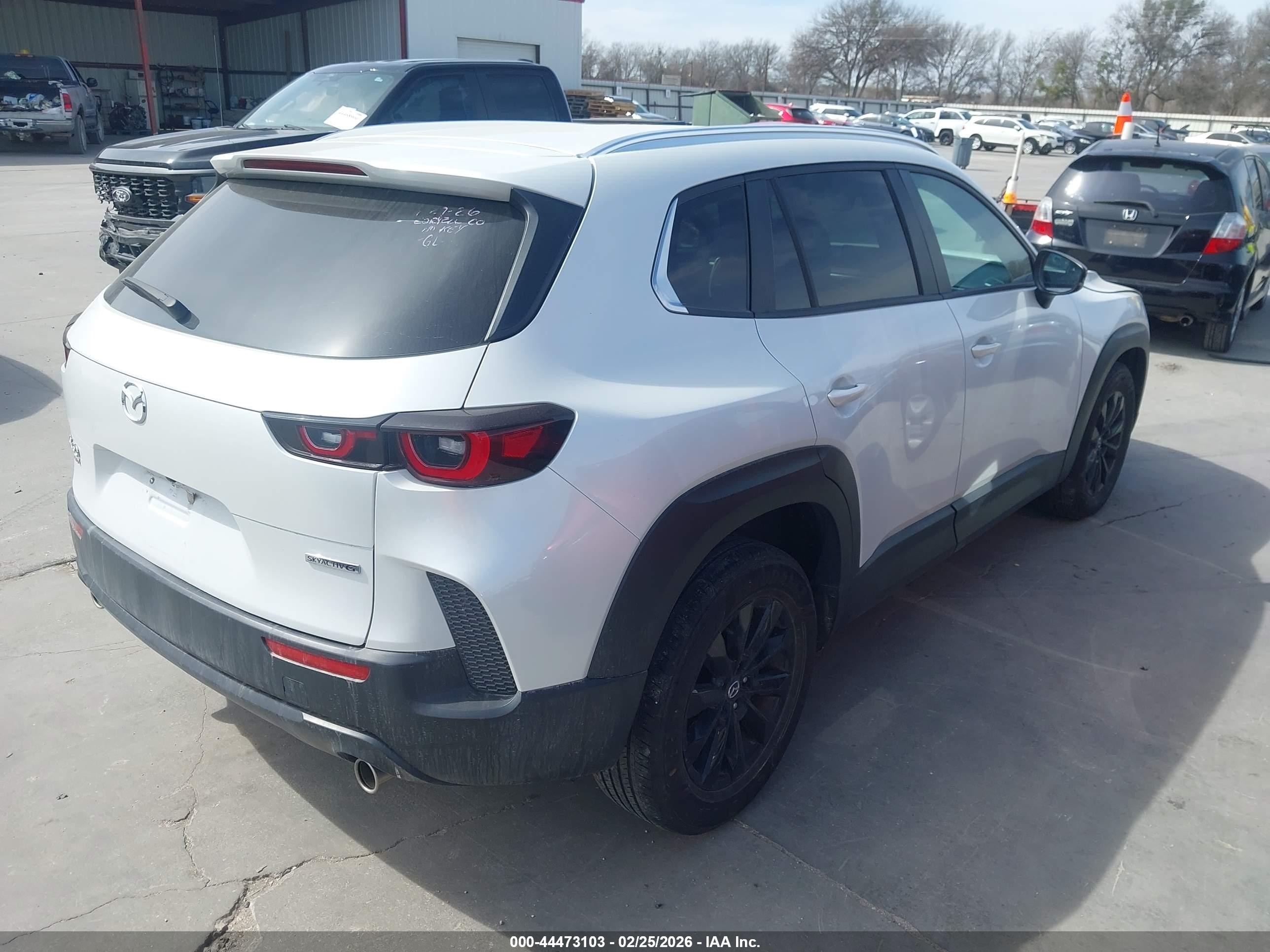 MAZDA CX-50 image 4
