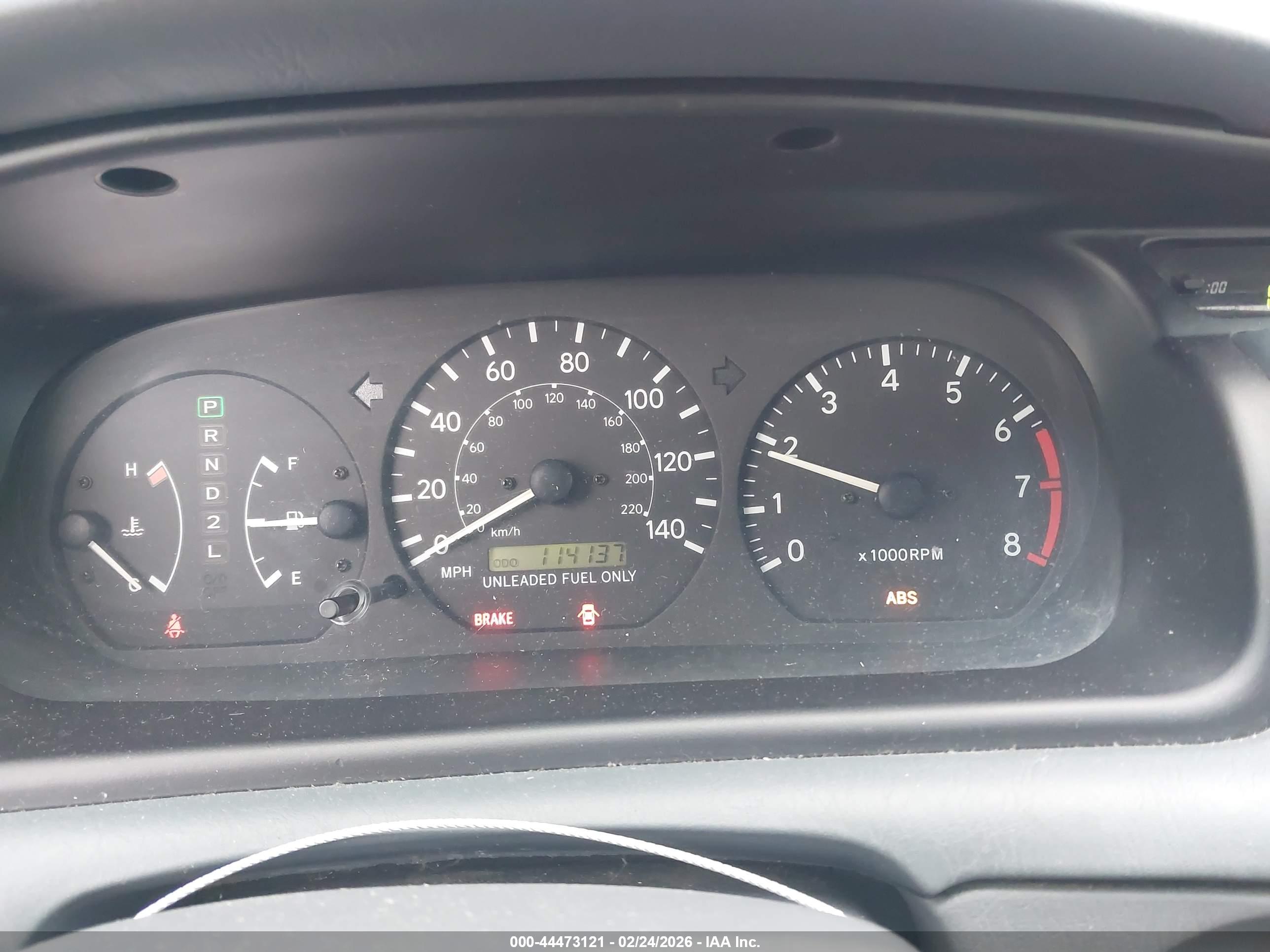 TOYOTA CAMRY image 7