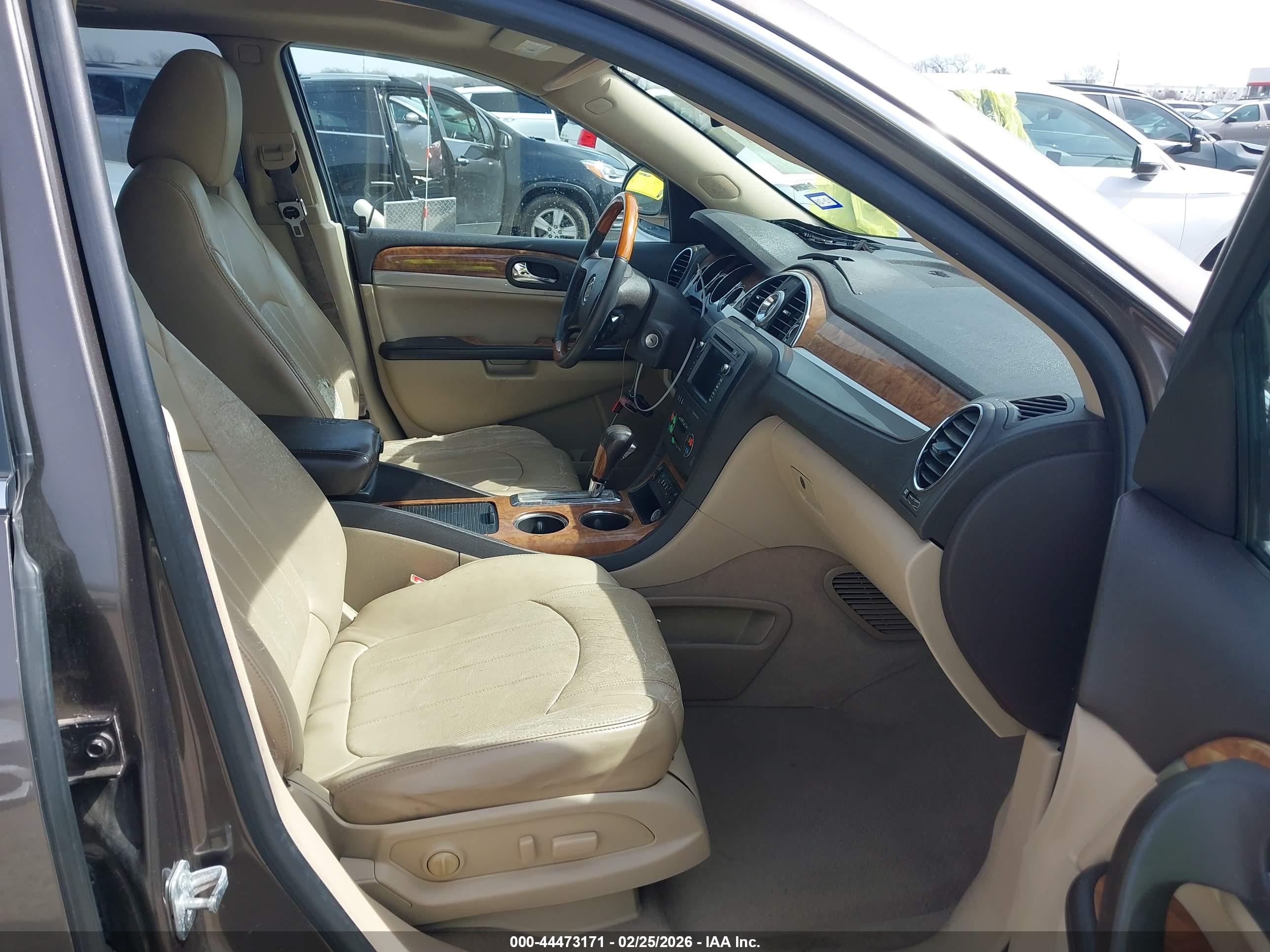 BUICK ENCLAVE image 5