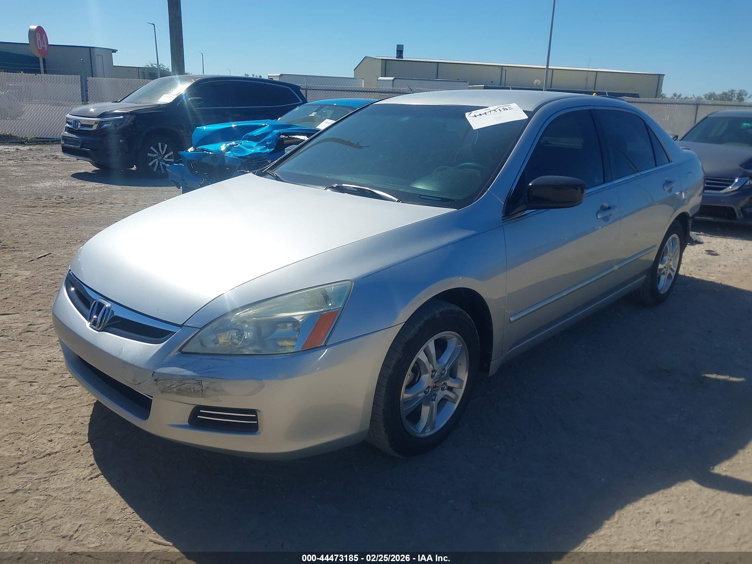 HONDA ACCORD image 2