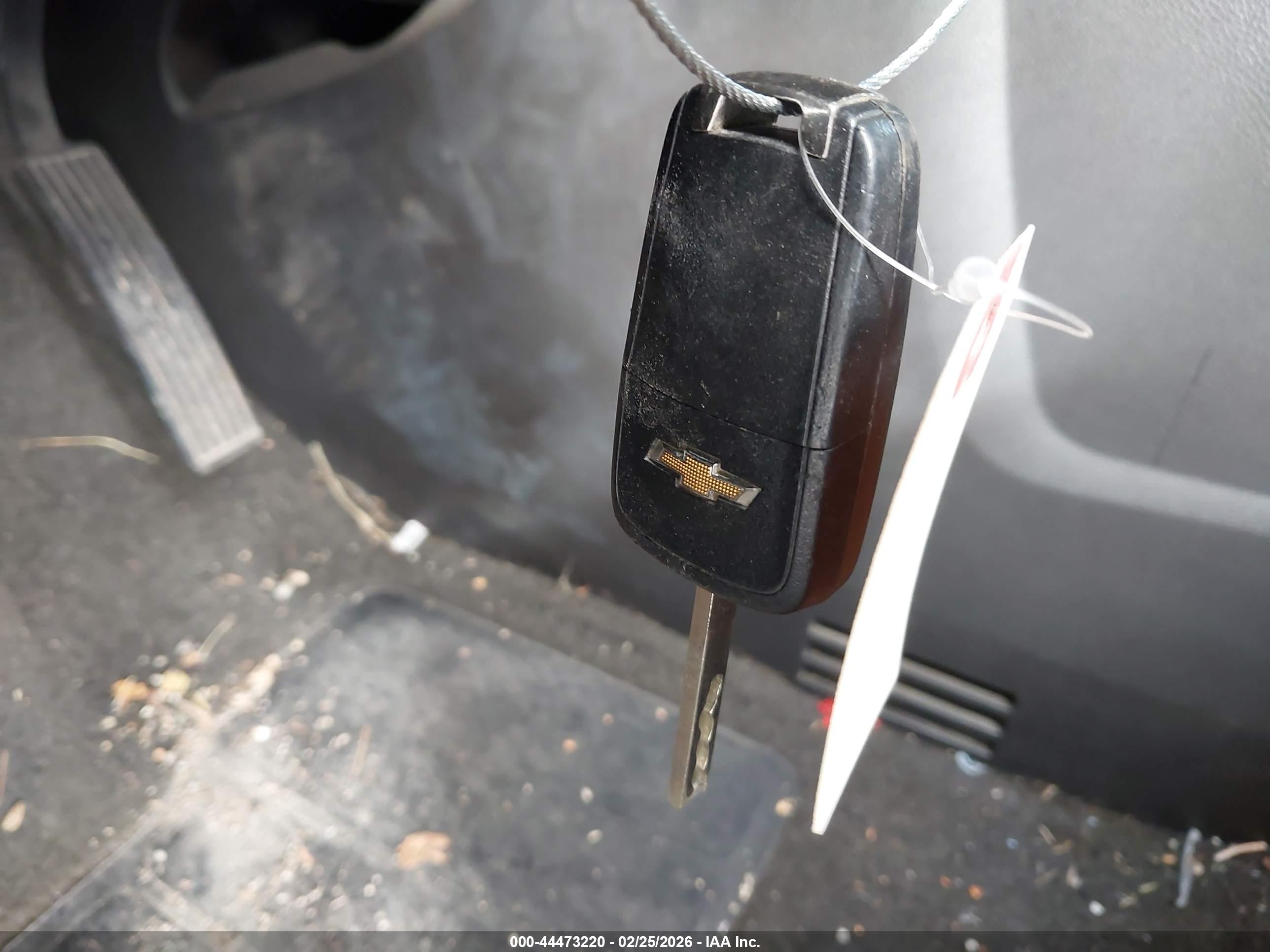 CHEVROLET EQUINOX image 11