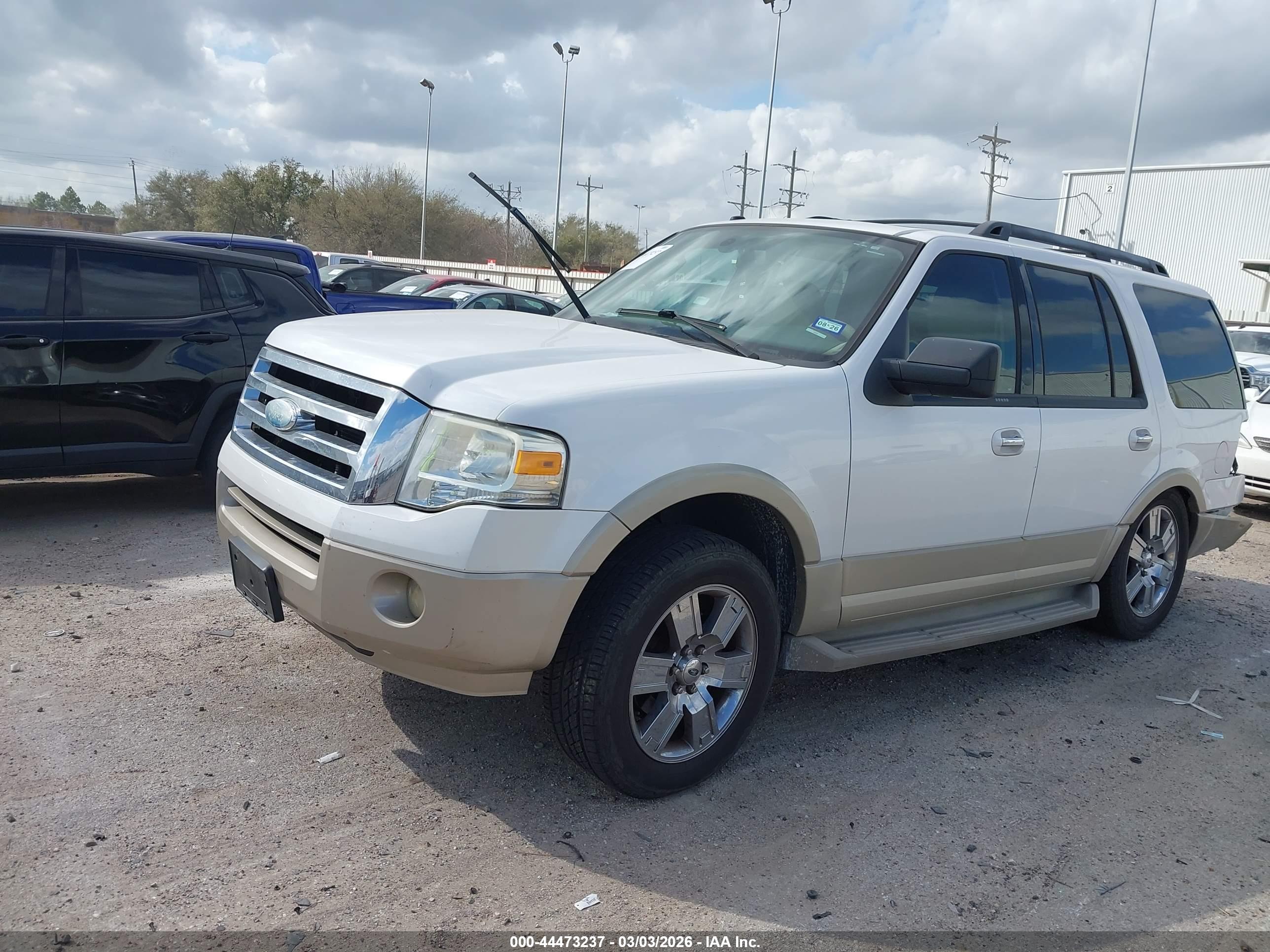 FORD EXPEDITION image 2