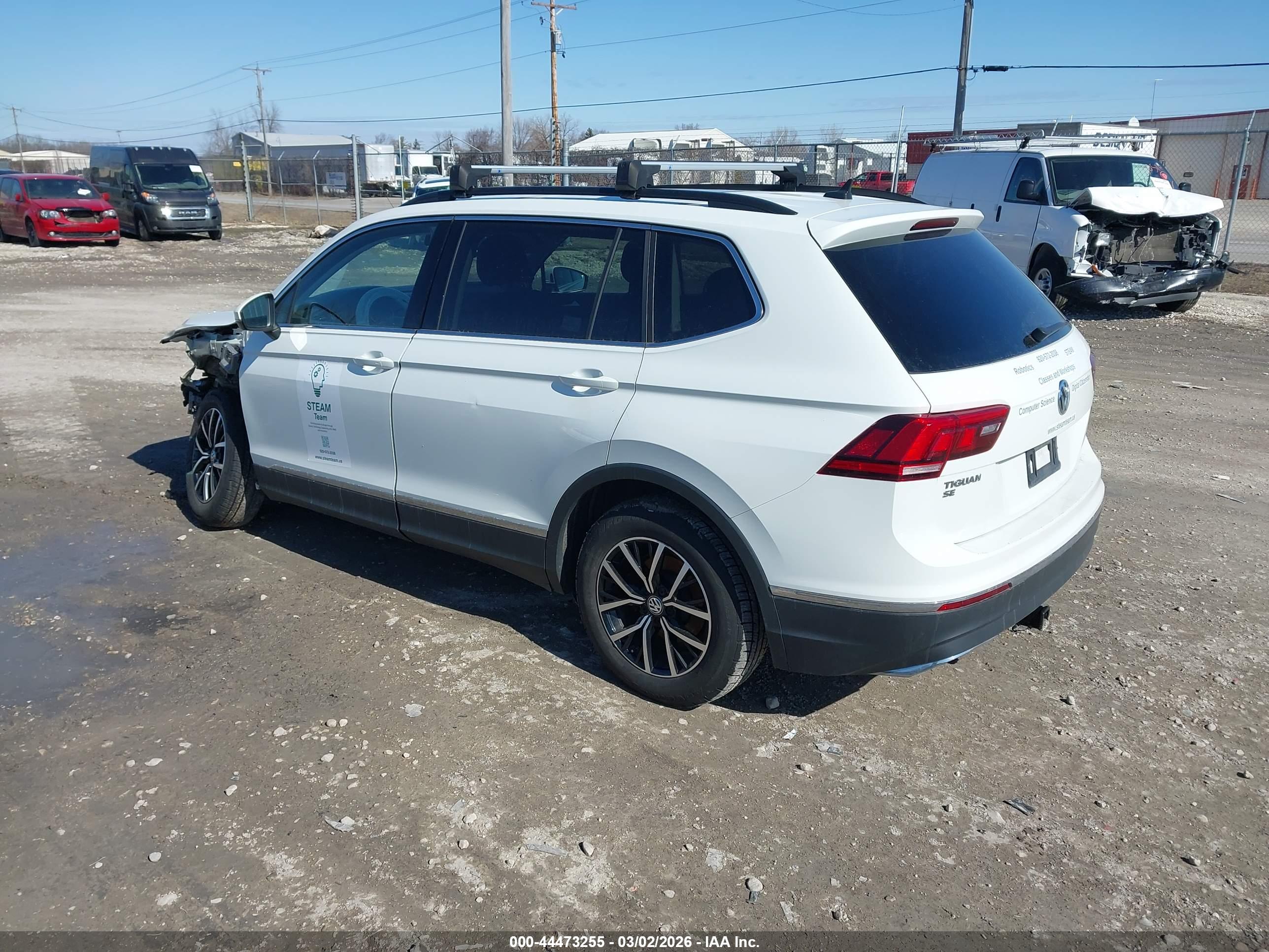 VOLKSWAGEN TIGUAN image 3