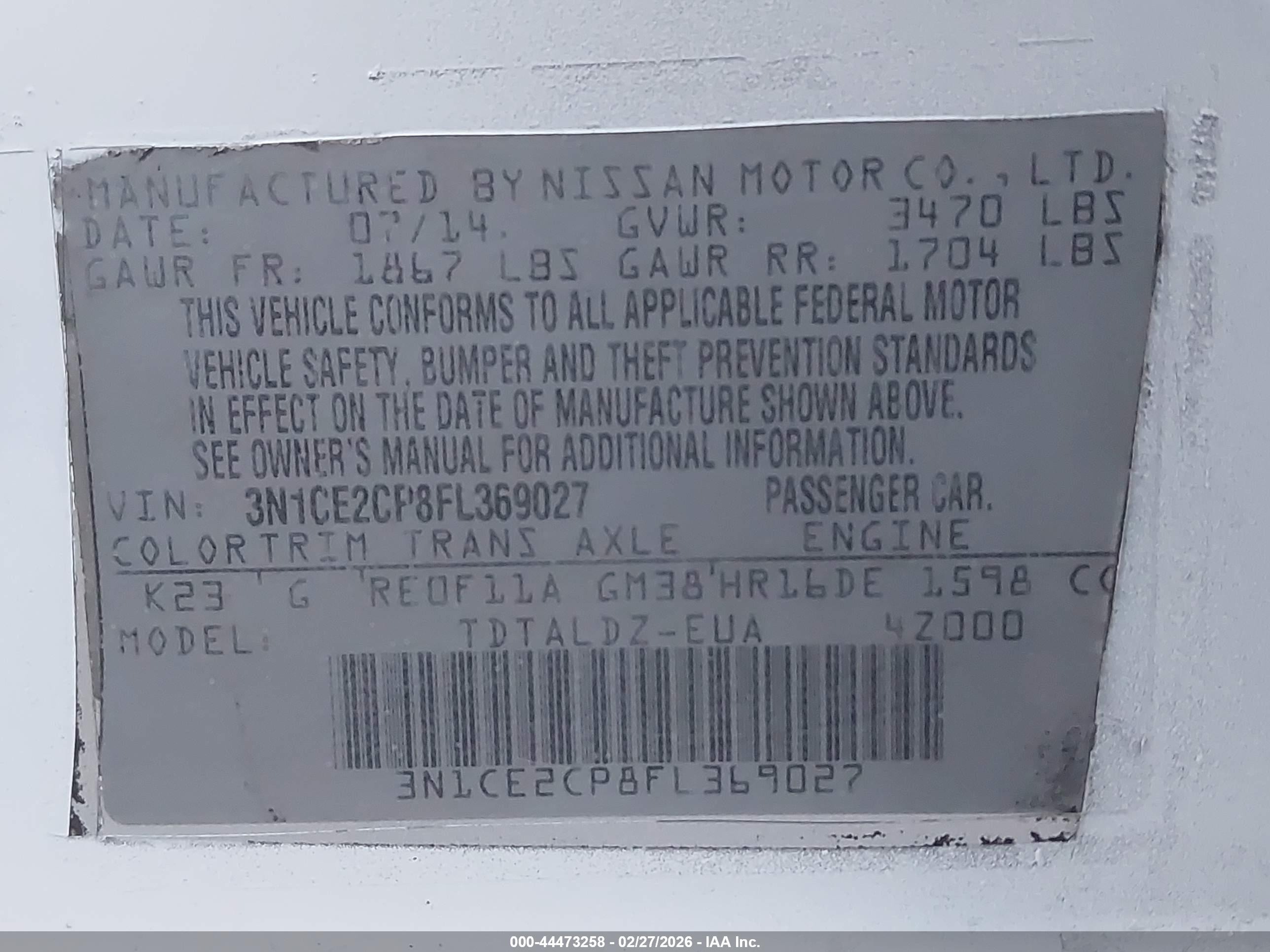 NISSAN VERSA image 9