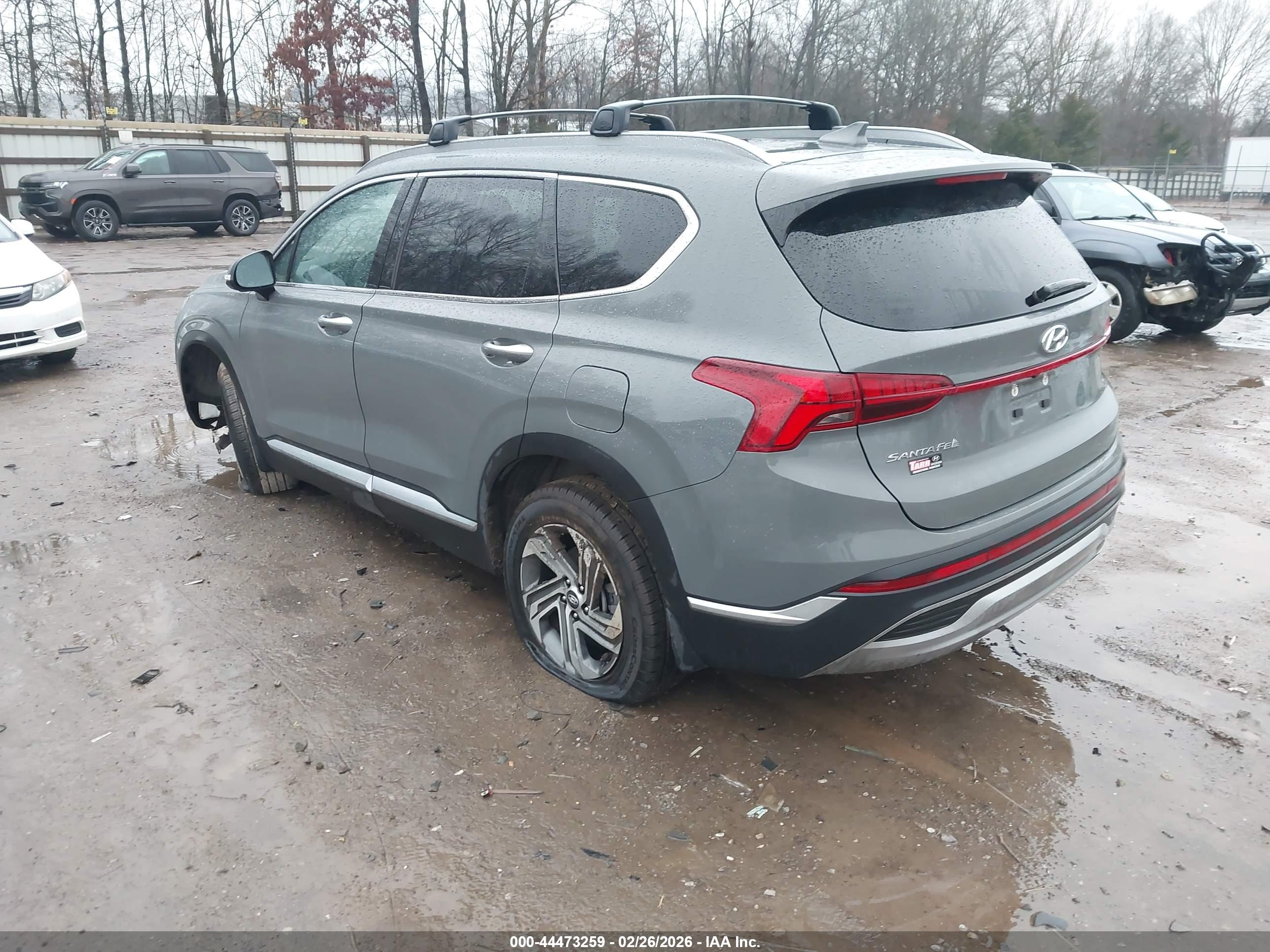 HYUNDAI SANTA image 3