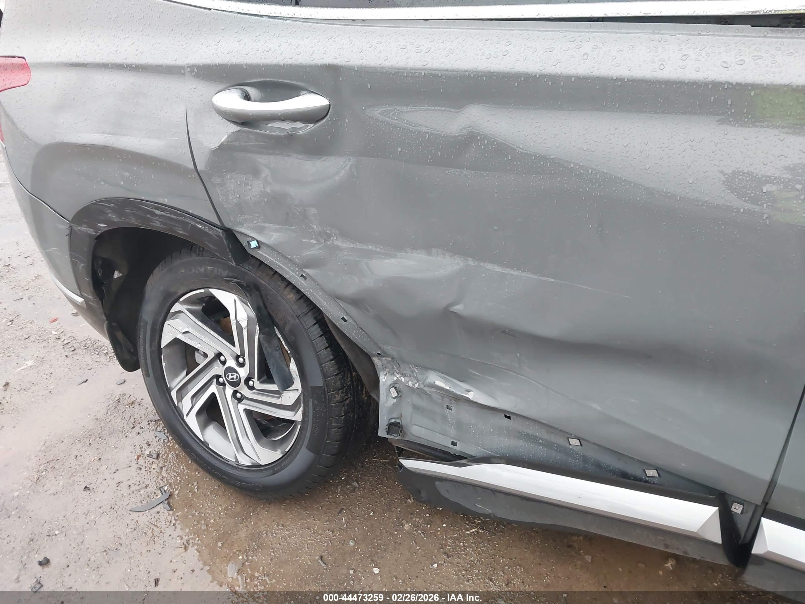 HYUNDAI SANTA image 6