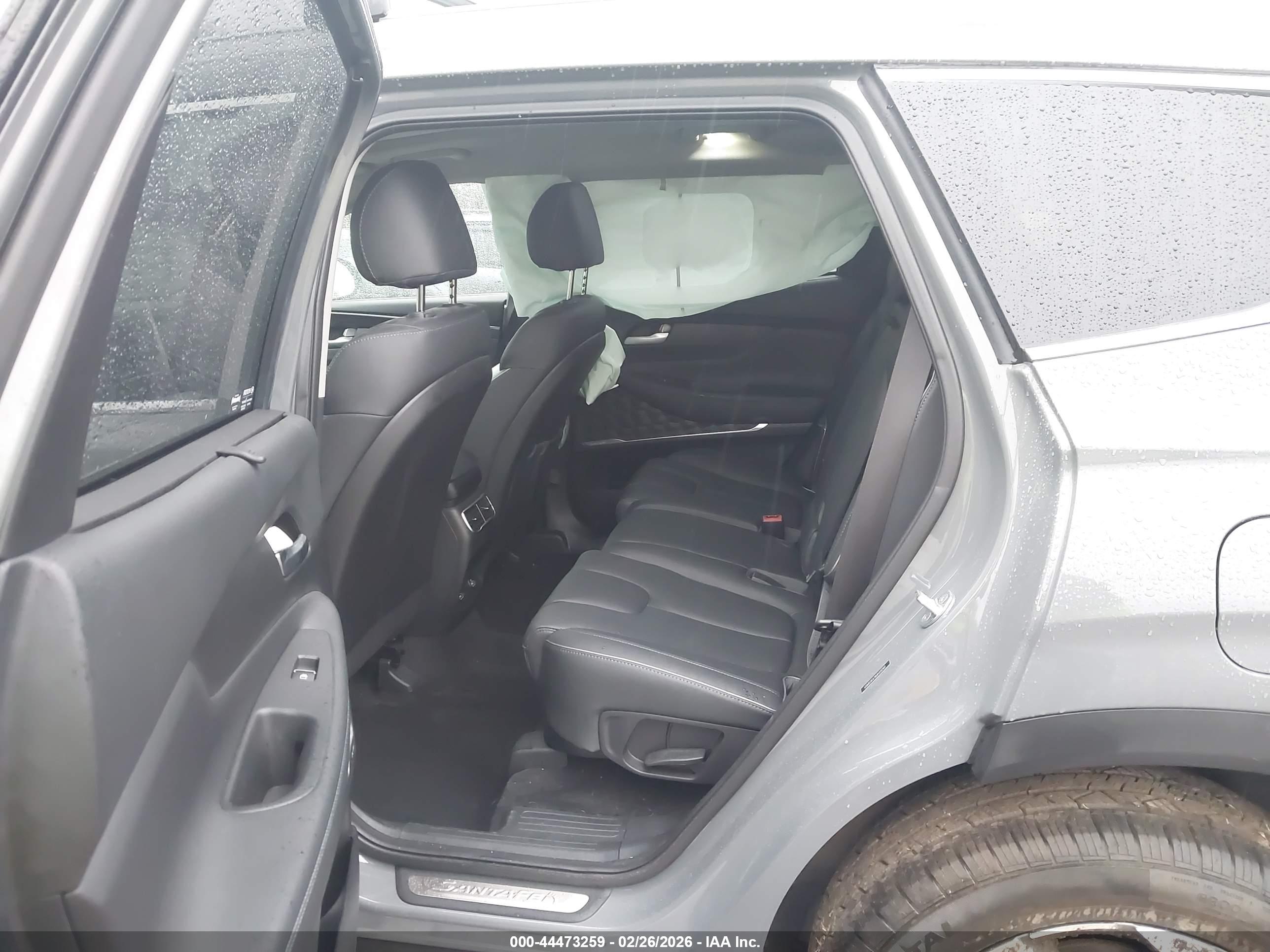 HYUNDAI SANTA image 8