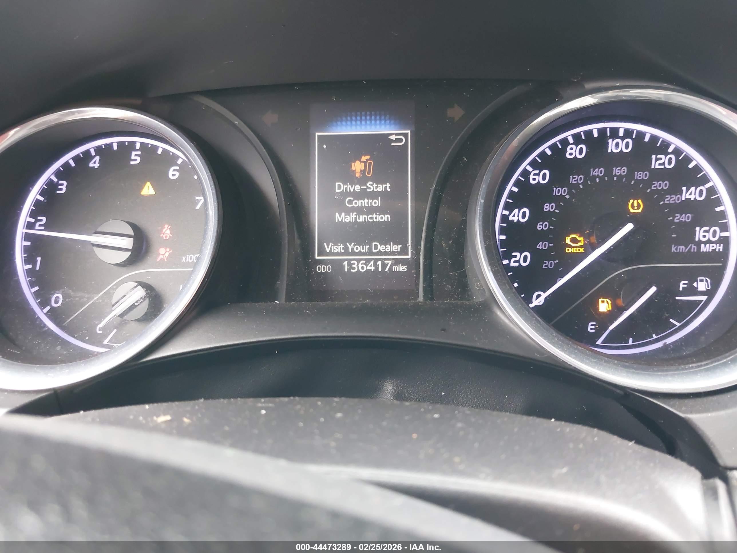 TOYOTA CAMRY image 7
