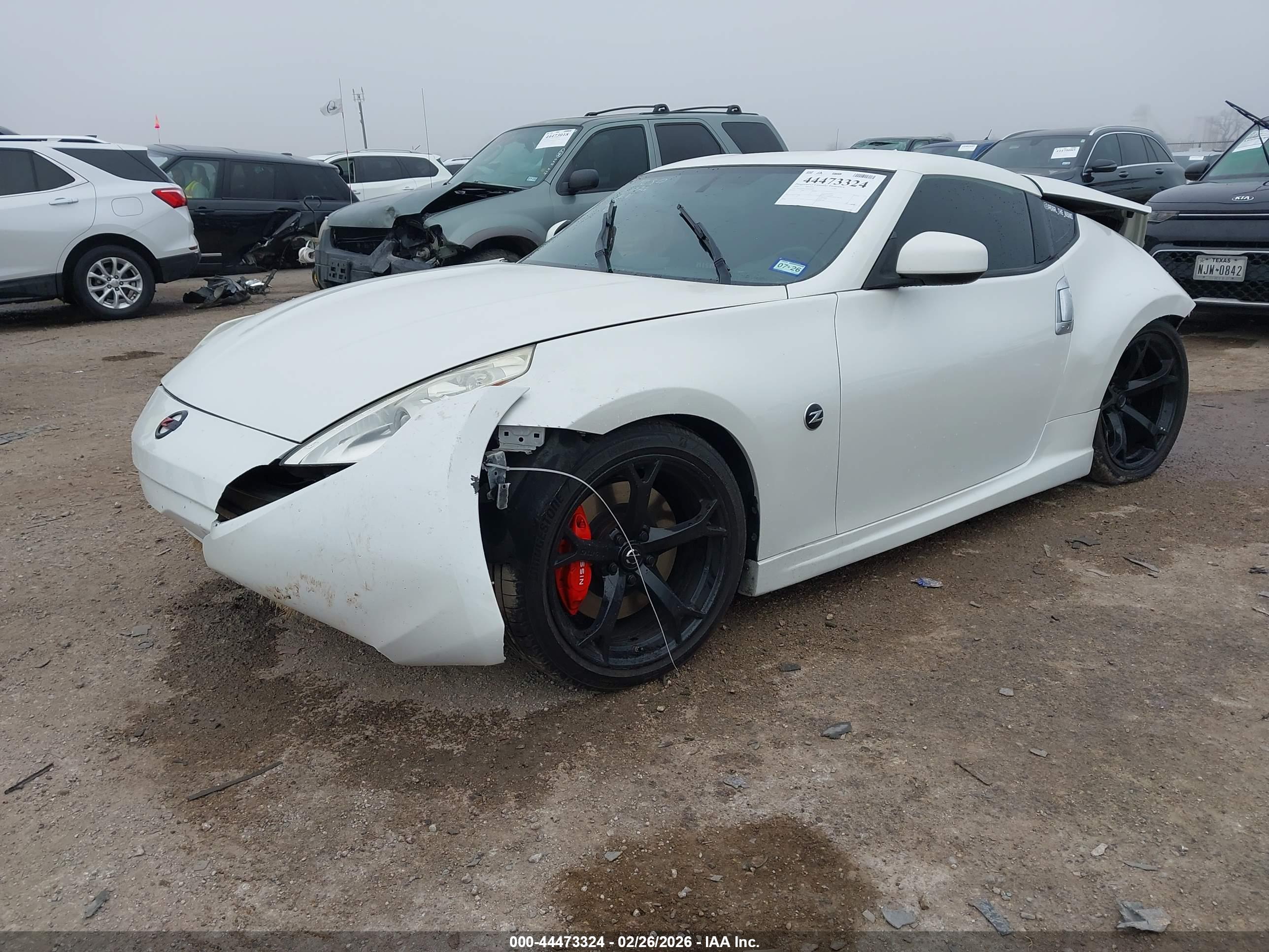 NISSAN 370Z image 2