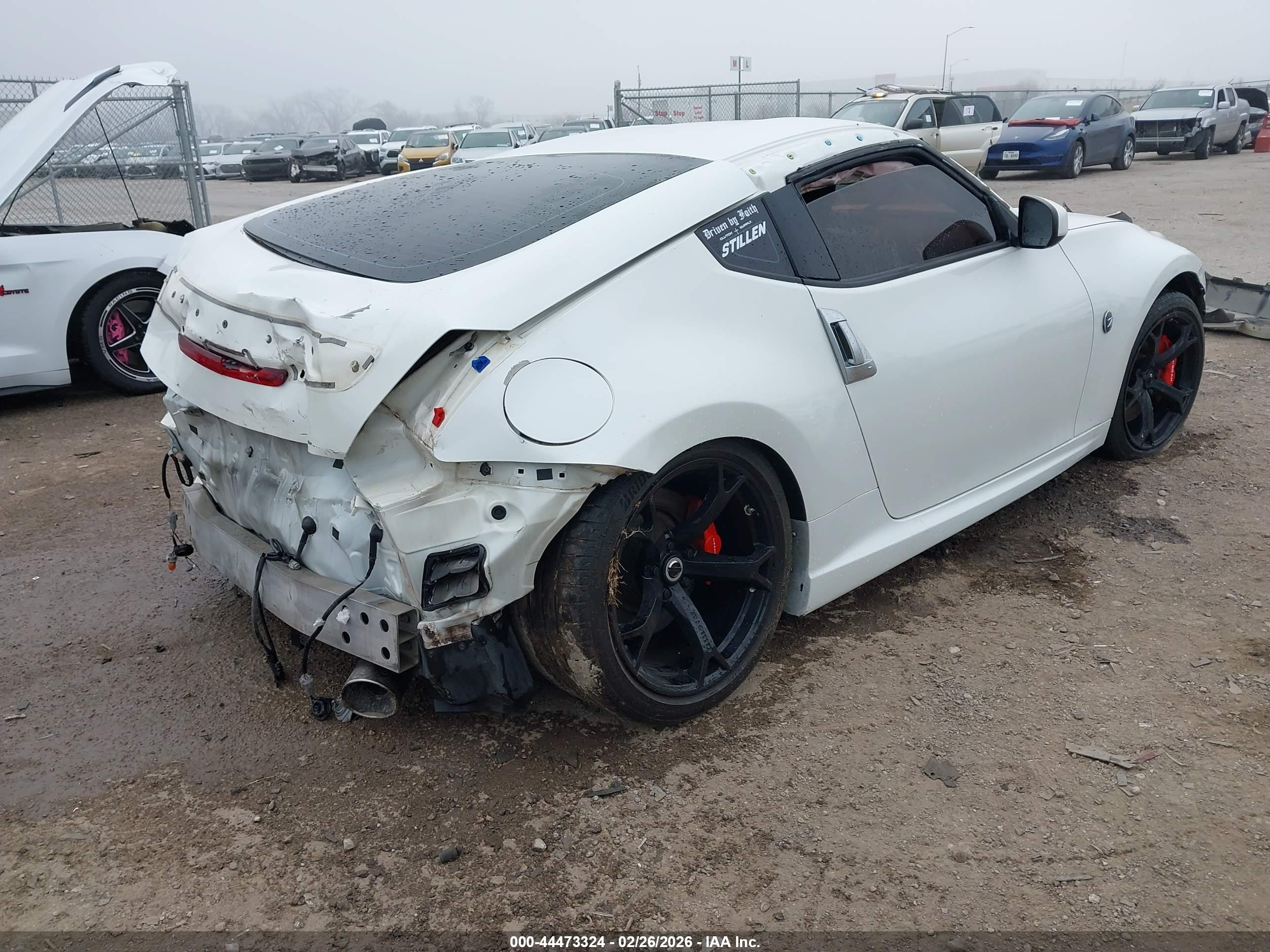 NISSAN 370Z image 4