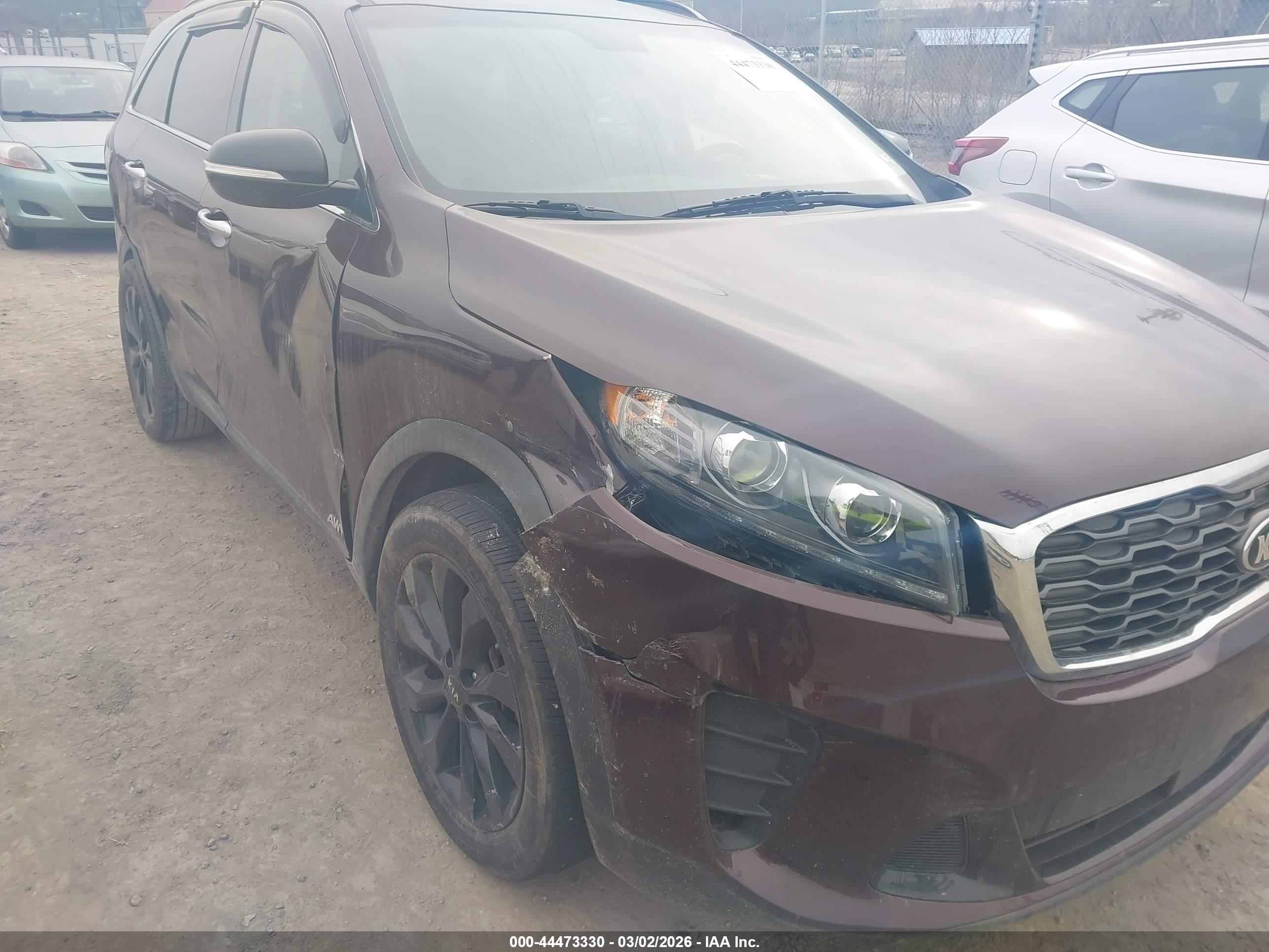 KIA SORENTO image 6