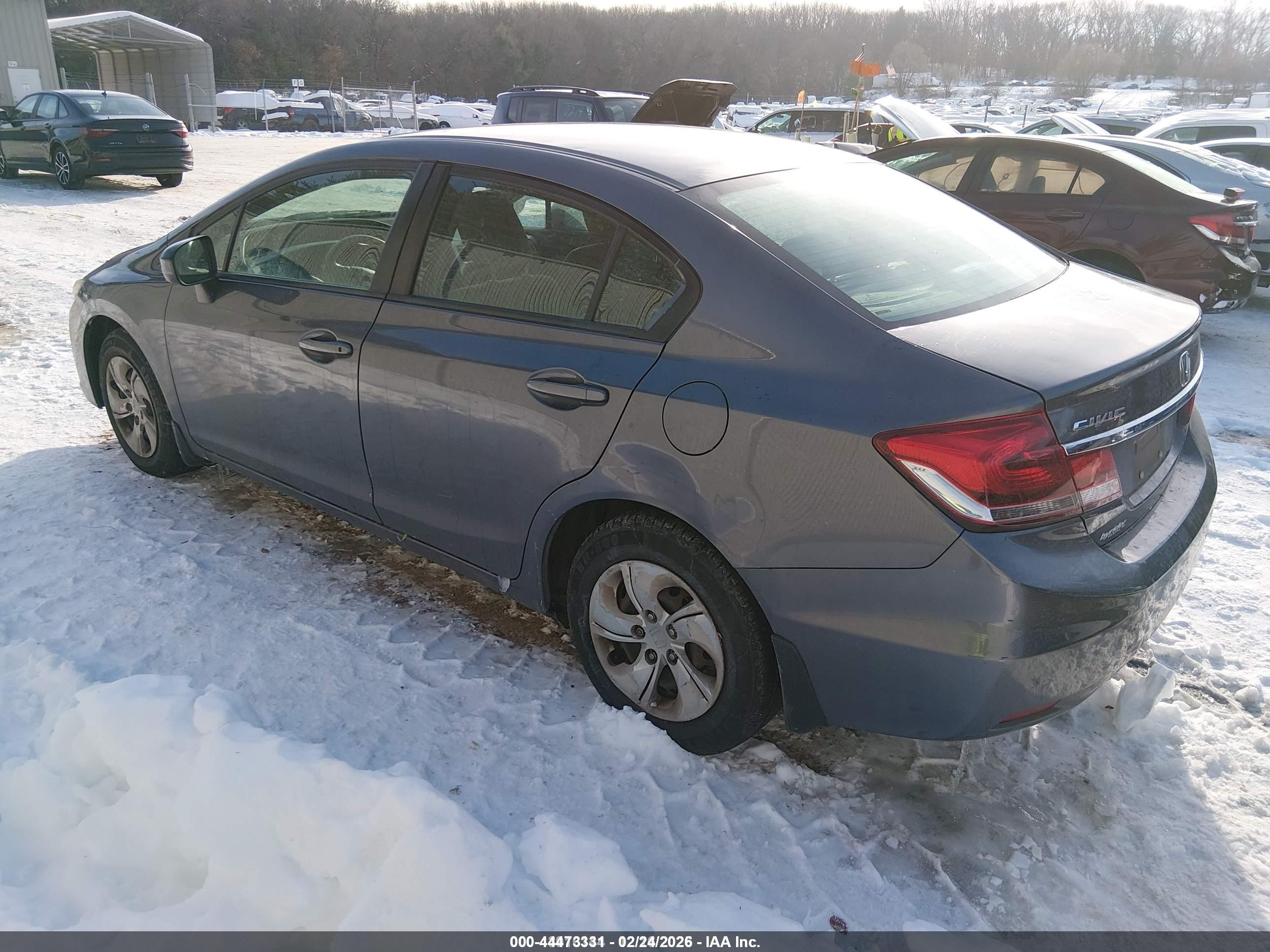 HONDA CIVIC image 3