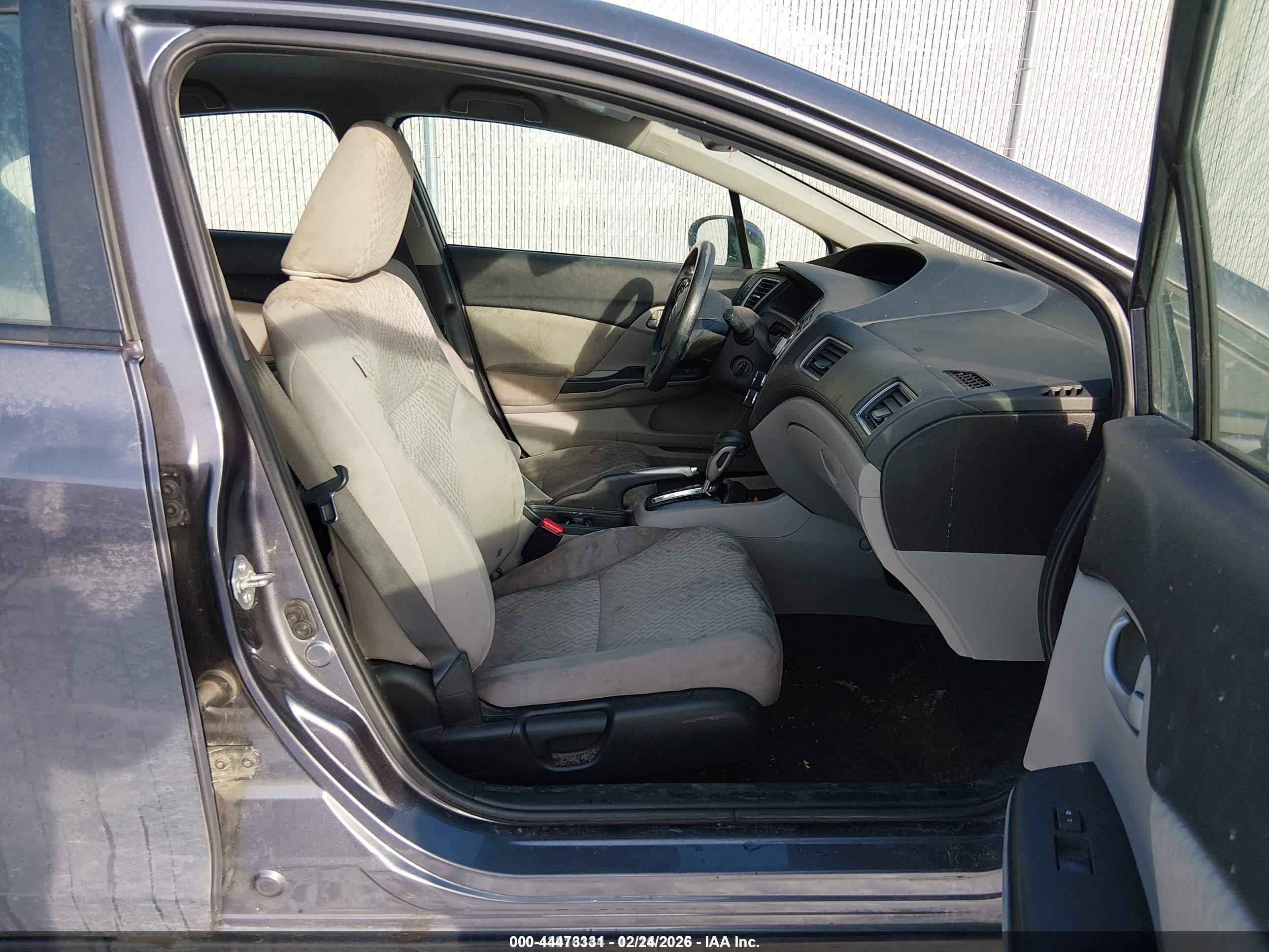 HONDA CIVIC image 5