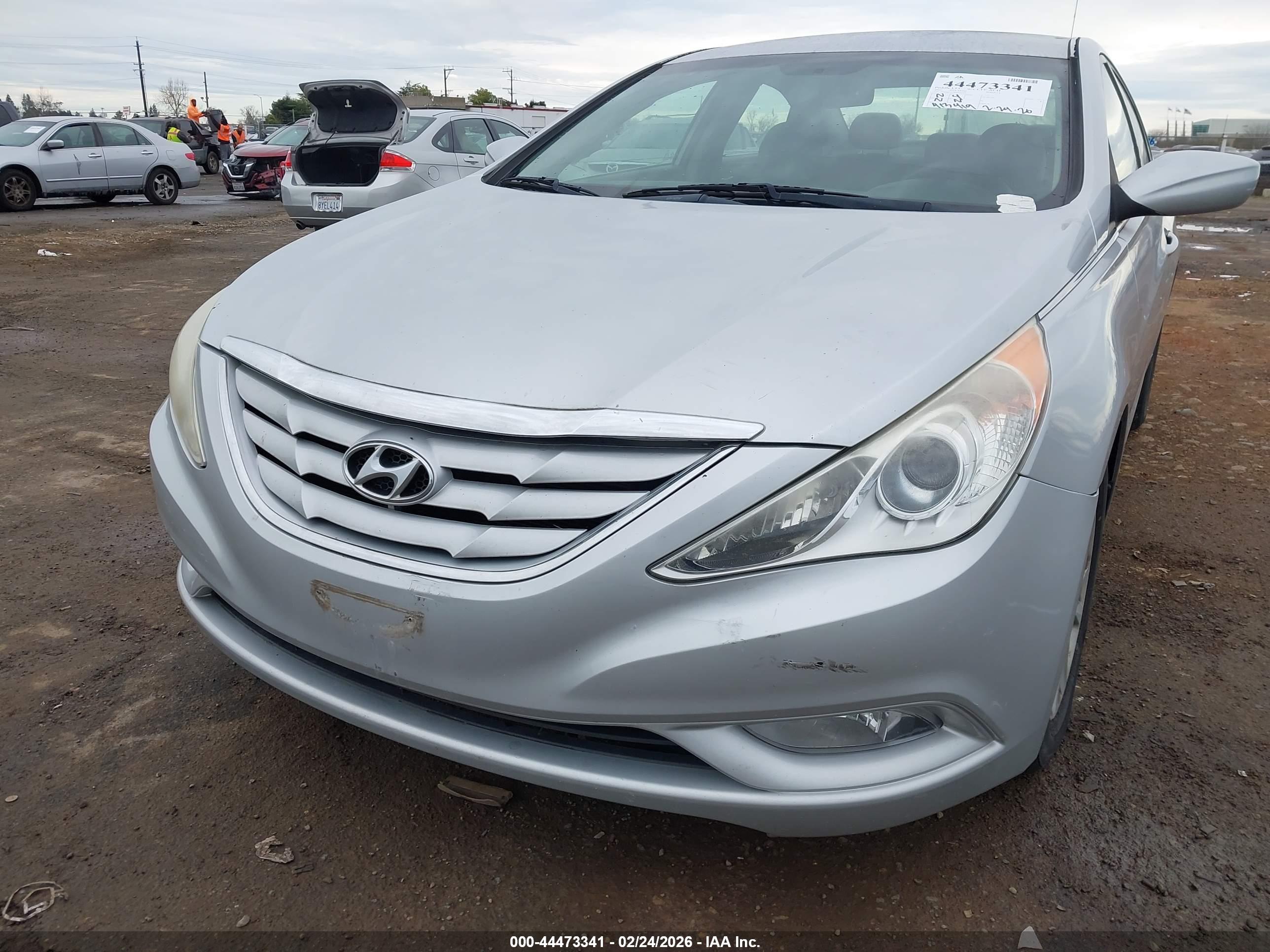 HYUNDAI SONATA image 6