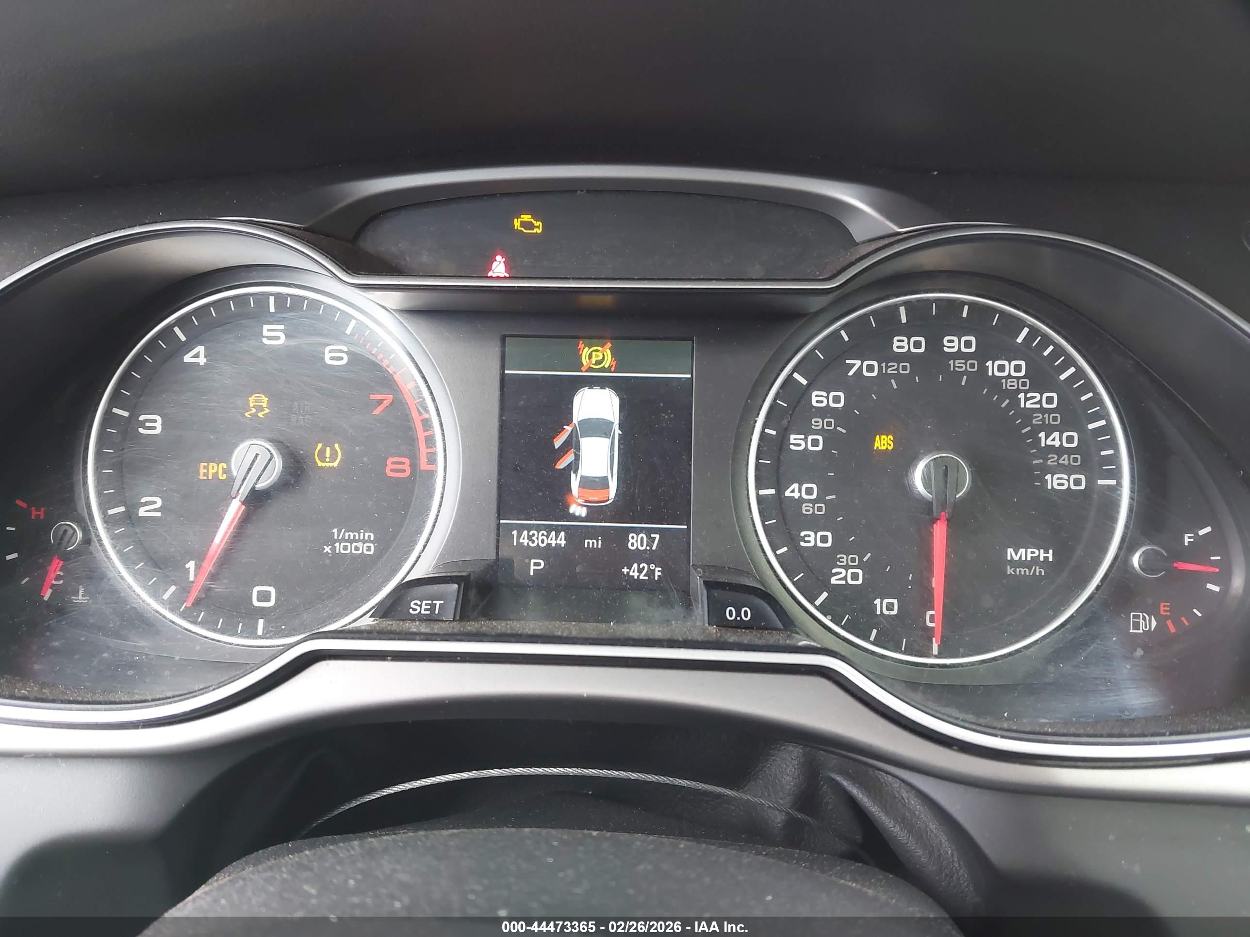 AUDI A4 image 7