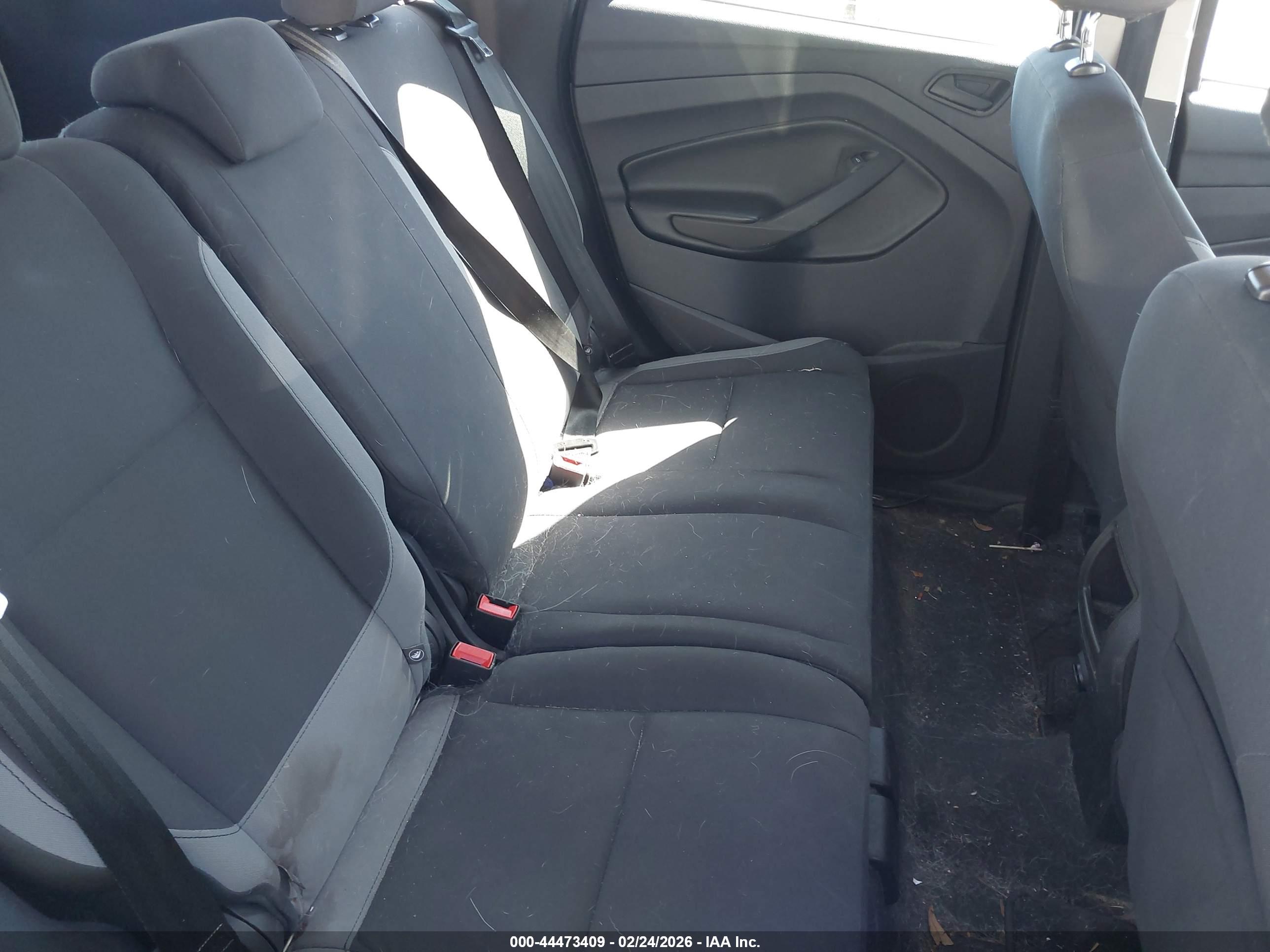 FORD ESCAPE image 8
