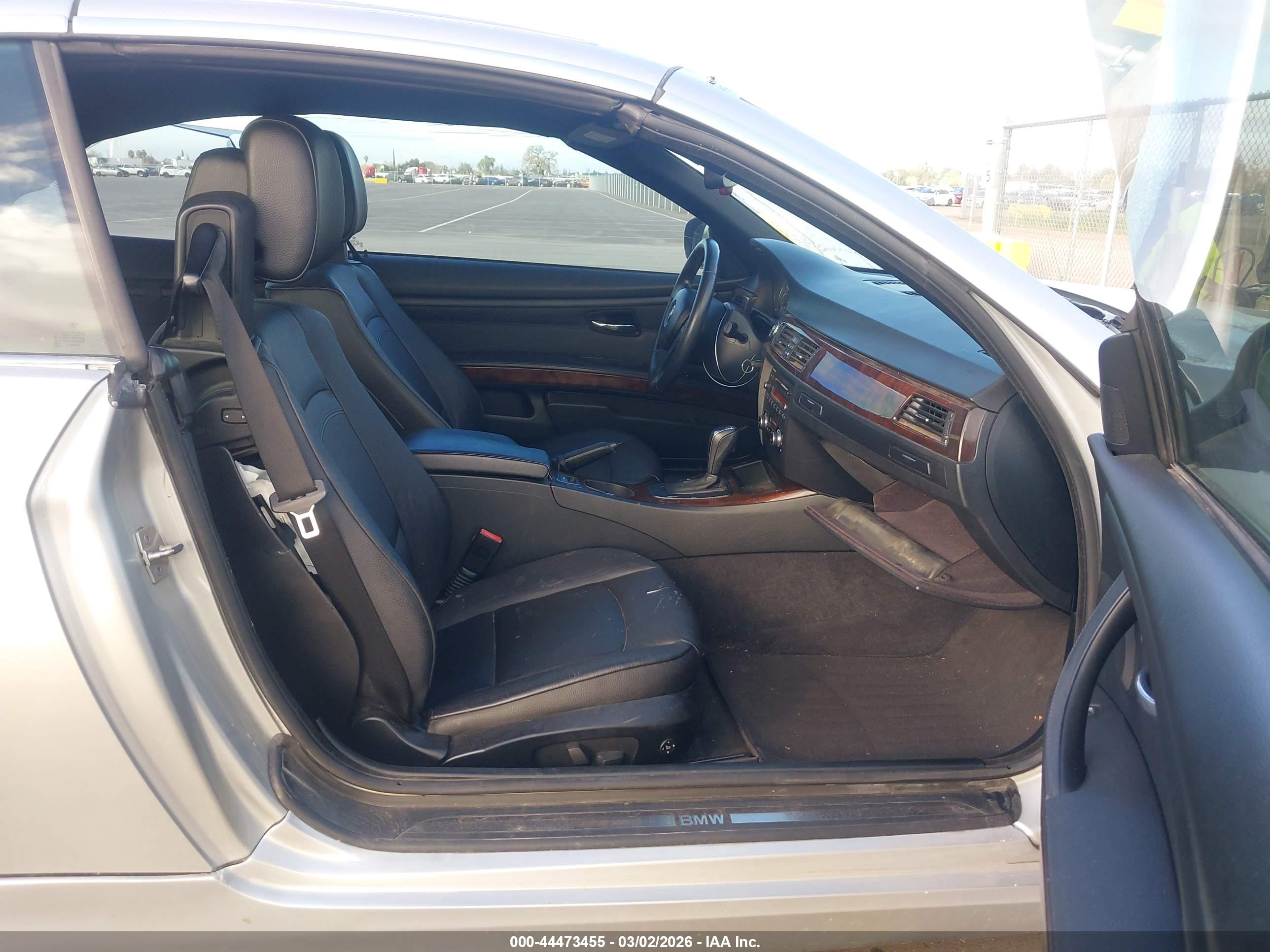 BMW 328I image 5
