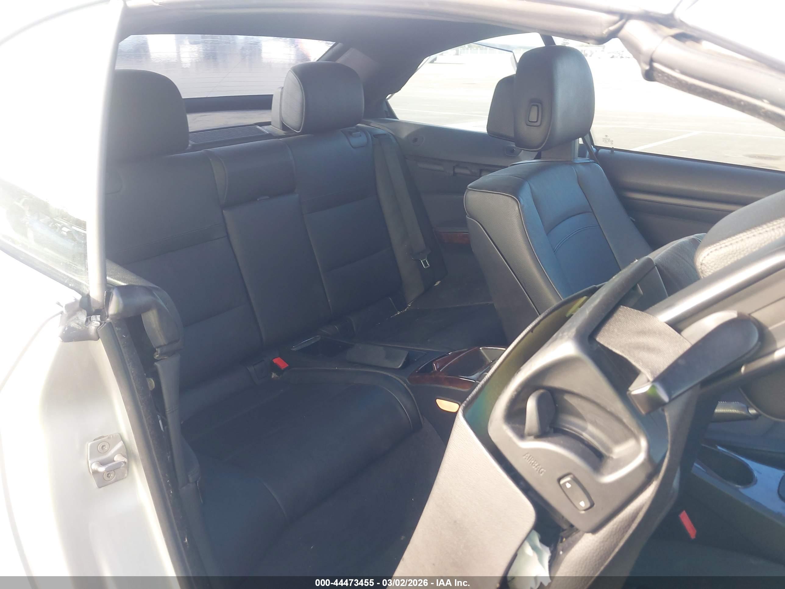 BMW 328I image 8