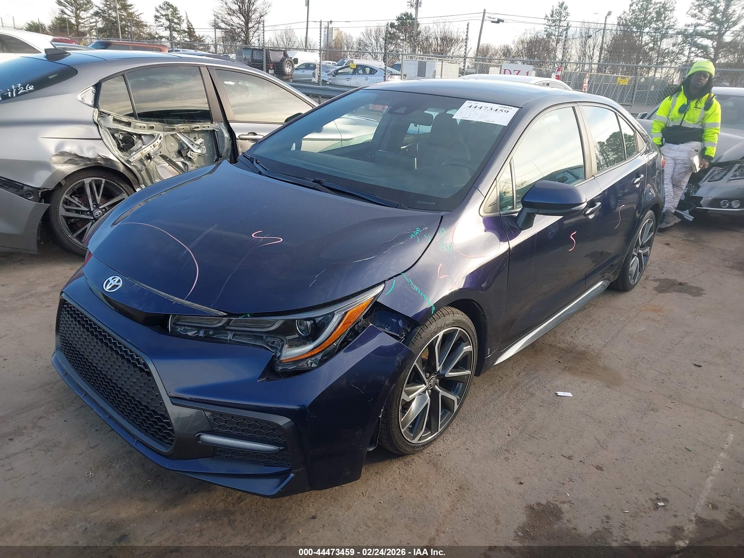 TOYOTA COROLLA image 2