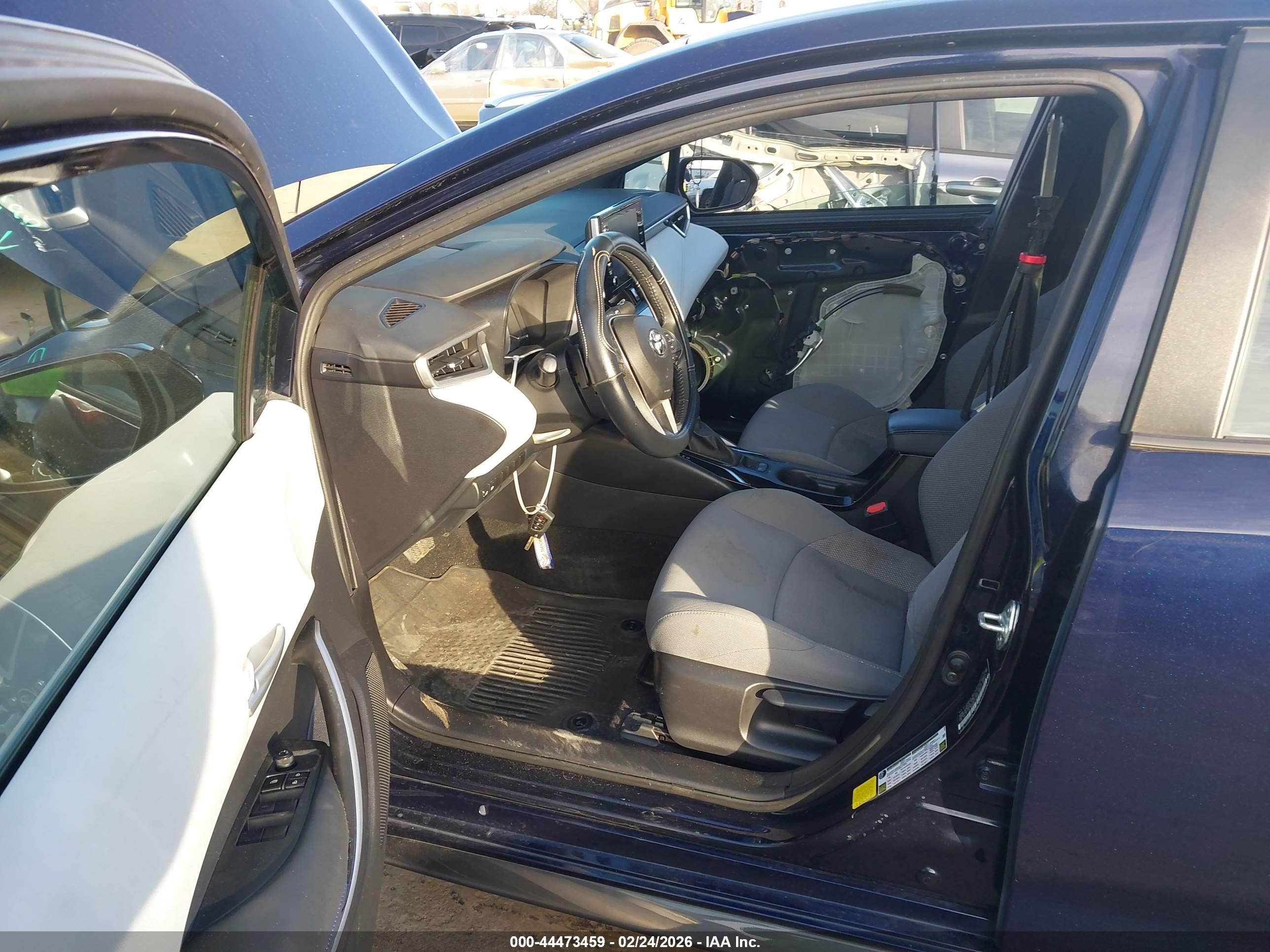 TOYOTA COROLLA image 5
