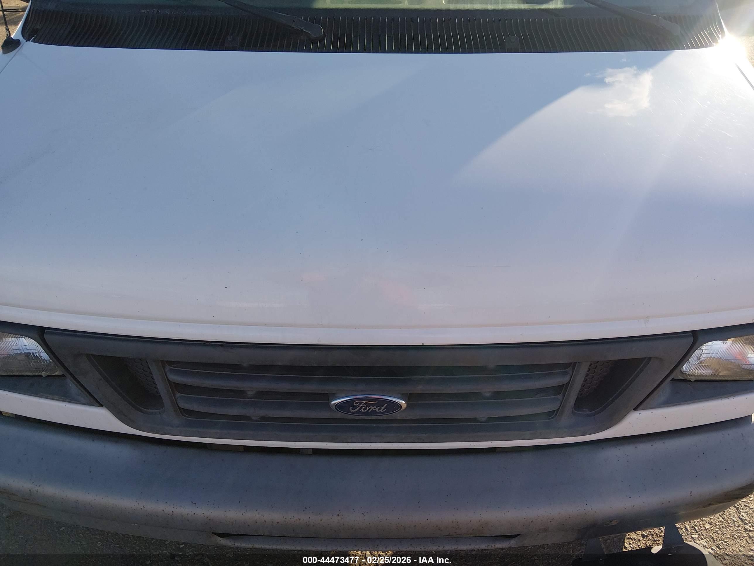 FORD E-350 image 6