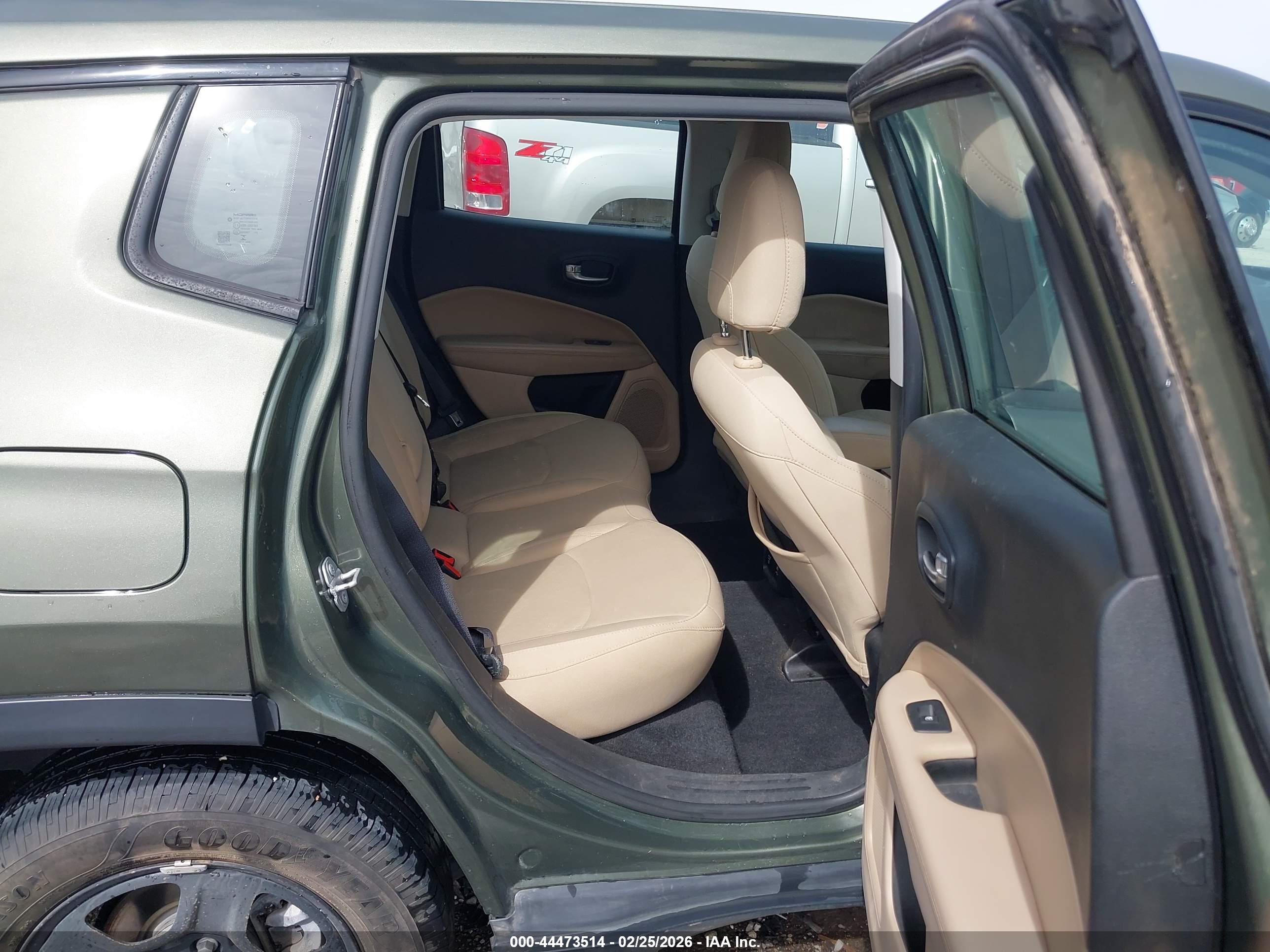 JEEP COMPASS image 8