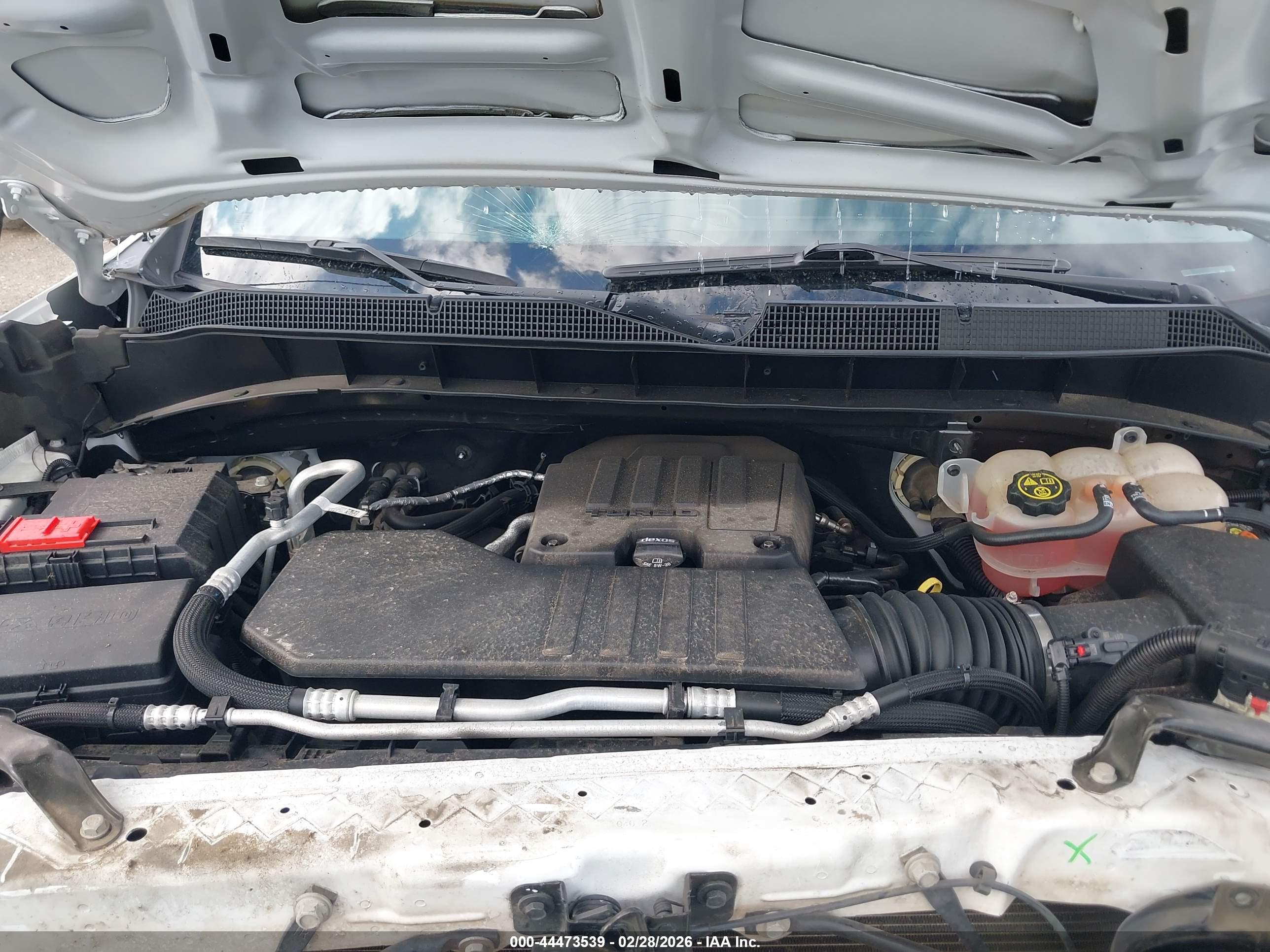CHEVROLET SILVERADO image 10