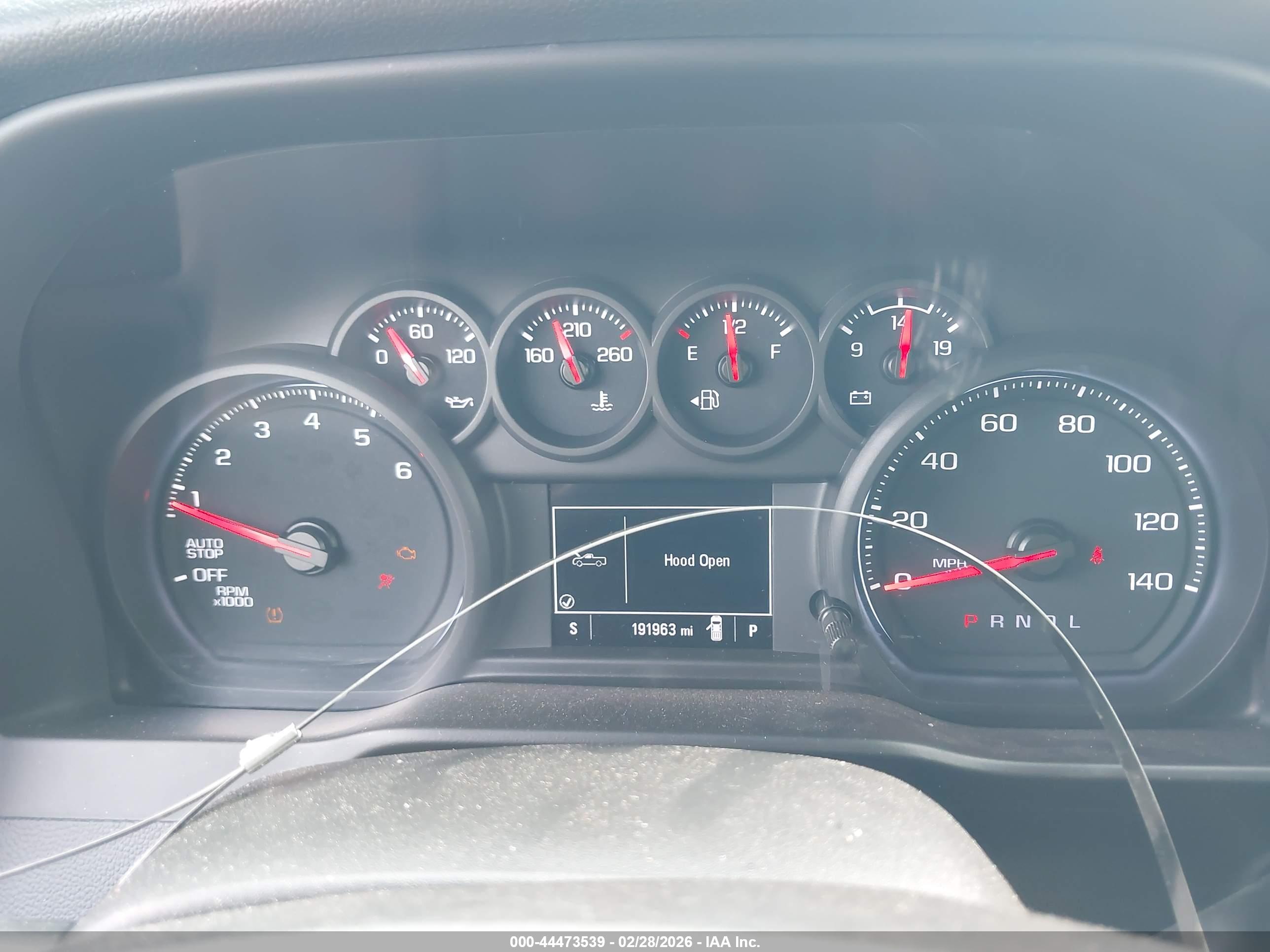 CHEVROLET SILVERADO image 7