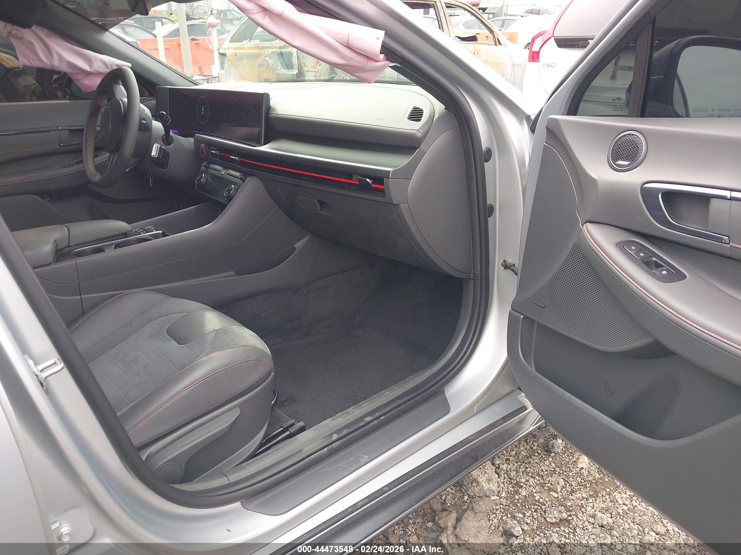 HYUNDAI SONATA image 5