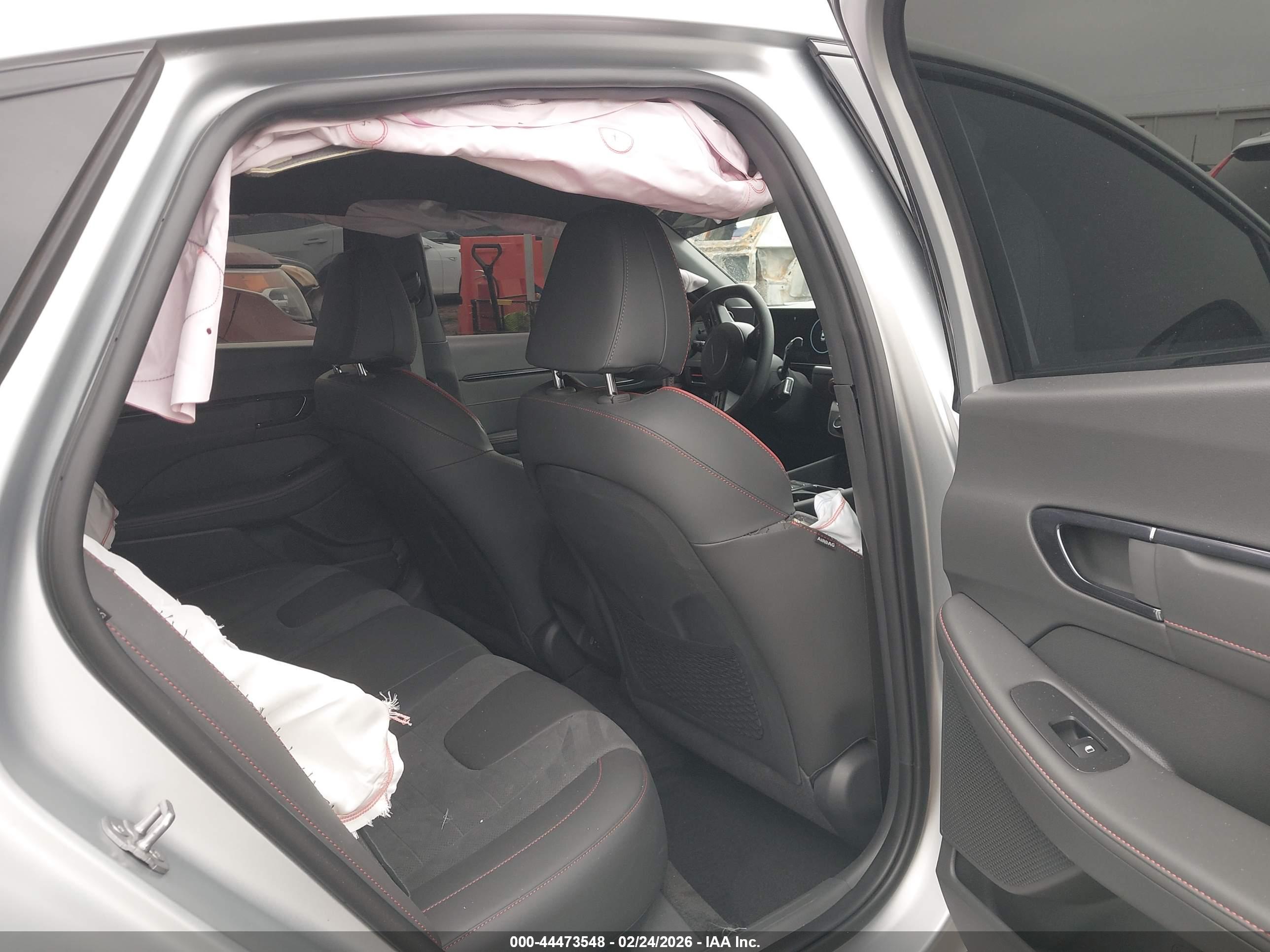 HYUNDAI SONATA image 8
